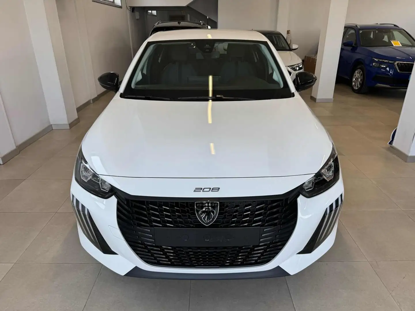 Peugeot 208 PureTech 75cv Stop&Start 5 porte Style Bianco - 2