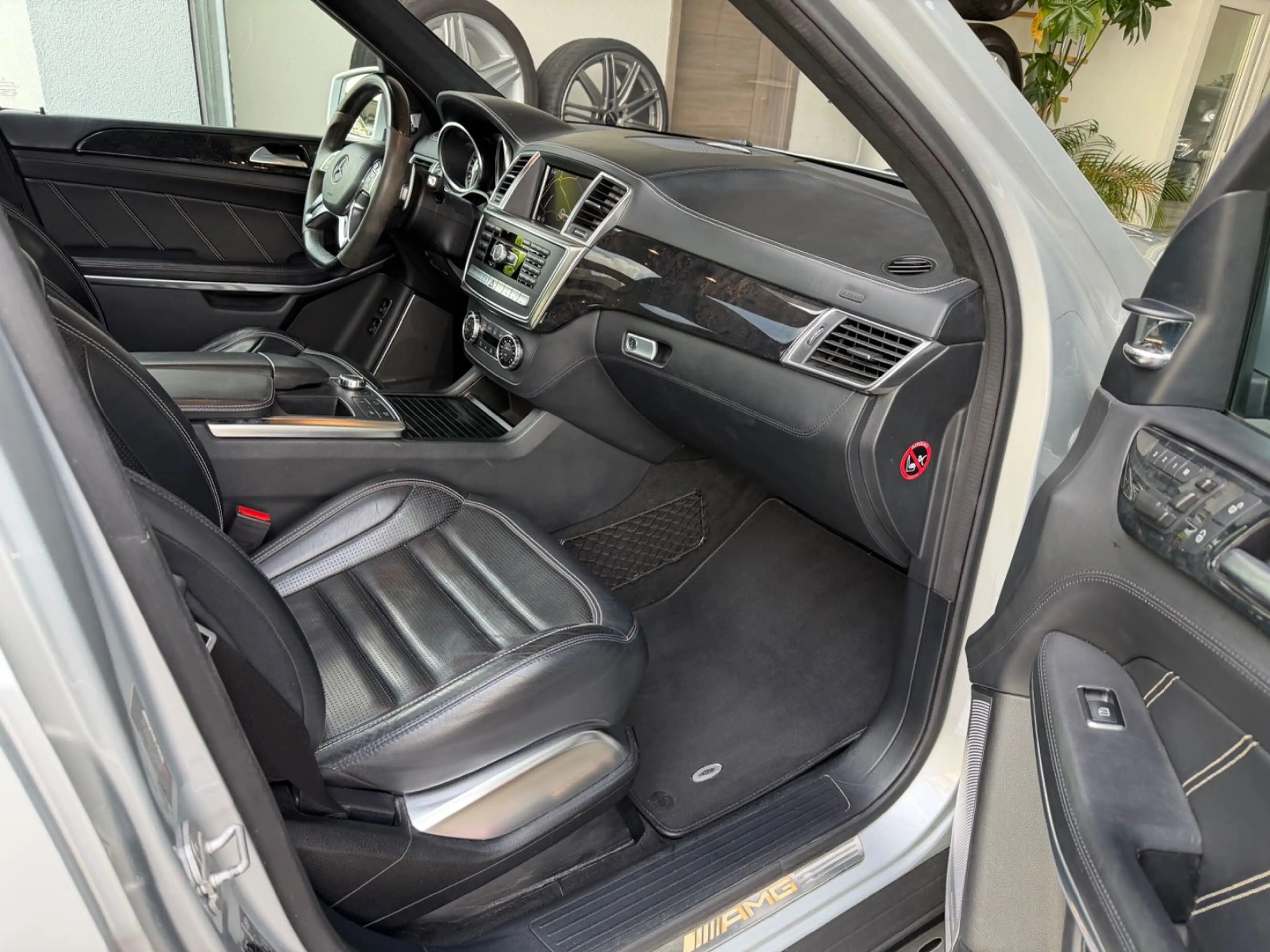 Mercedes-Benz GL 63 AMG 4Matic *B&O*ACC*Massage*Vollaustattung — photo 14
