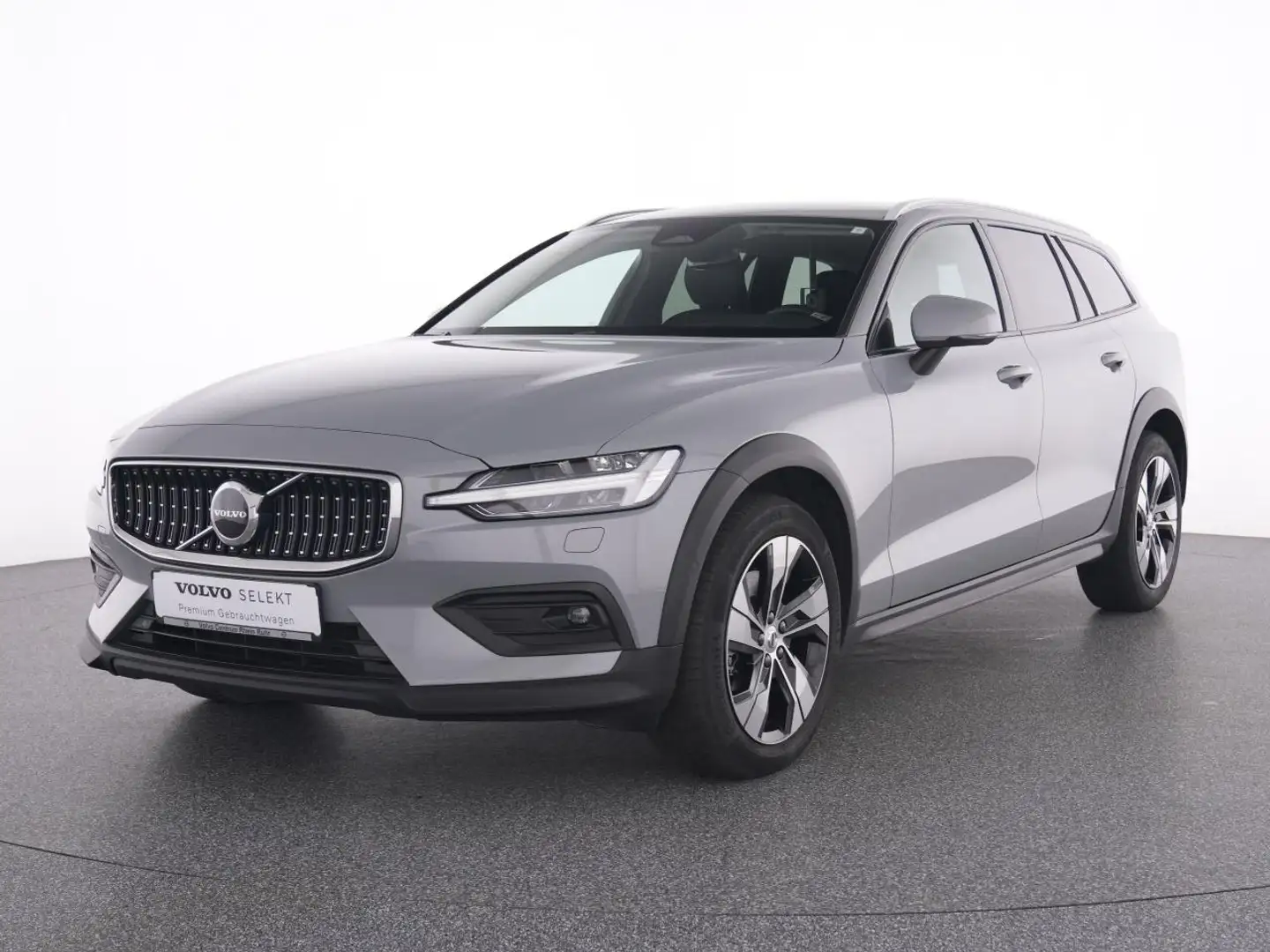 Volvo V60 Cross Country B4 D AWD Plus WP+FAP+LP+H&K+ Grau - 2