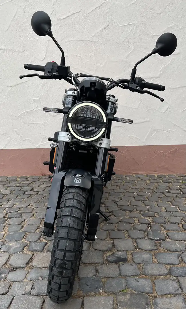 Husqvarna Svartpilen Husqvarna Svartpilen 401 Modell 2021 43 PS A2 - 2