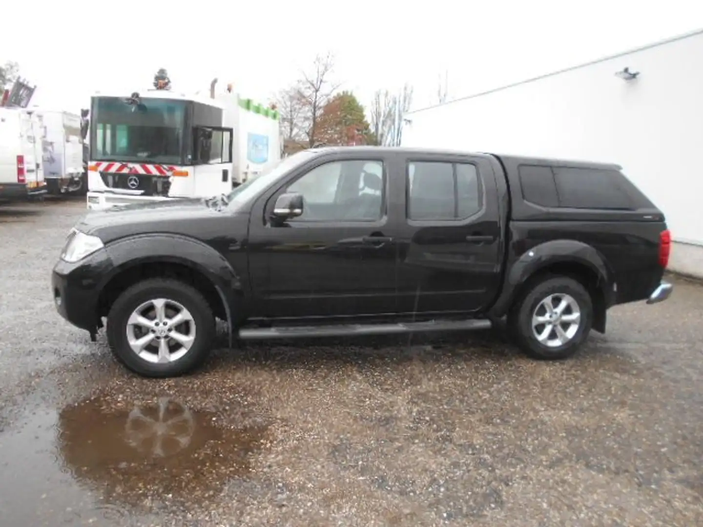 Nissan Navara pick up 4 deurs+hart-top+dig airco +++++++ Černá - 1