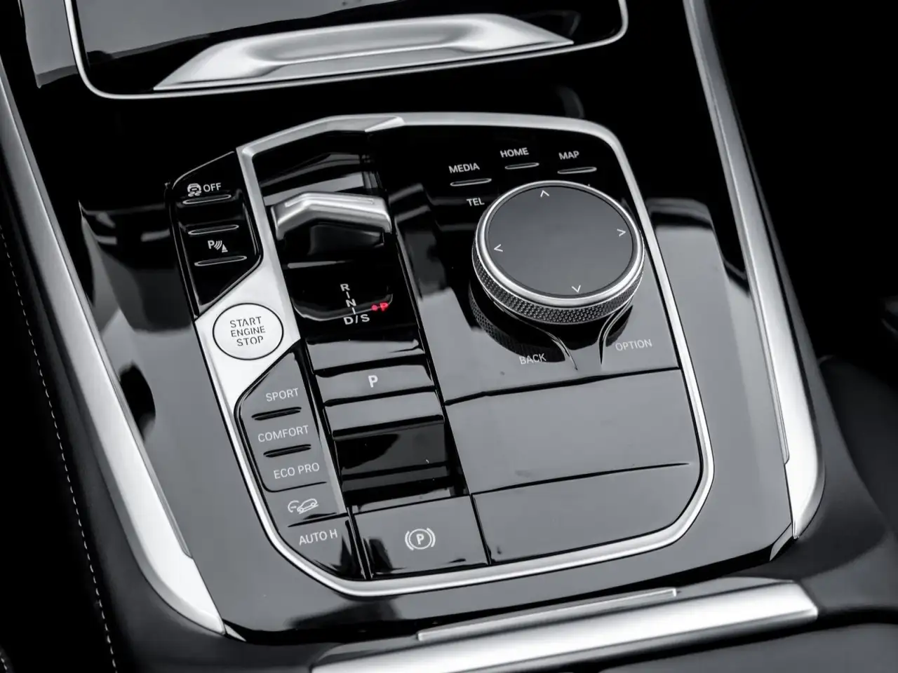 BMW X5 xDrive30d 22" M Sport DA prof. H/K AHK 360° uvm. 10