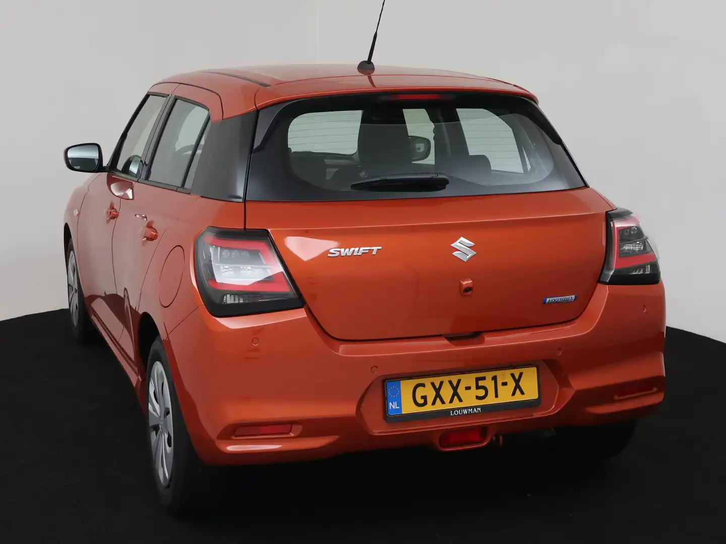 Suzuki Swift 1.2 Comfort Smart Hybrid | Apple Carplay / Android Orange - 2