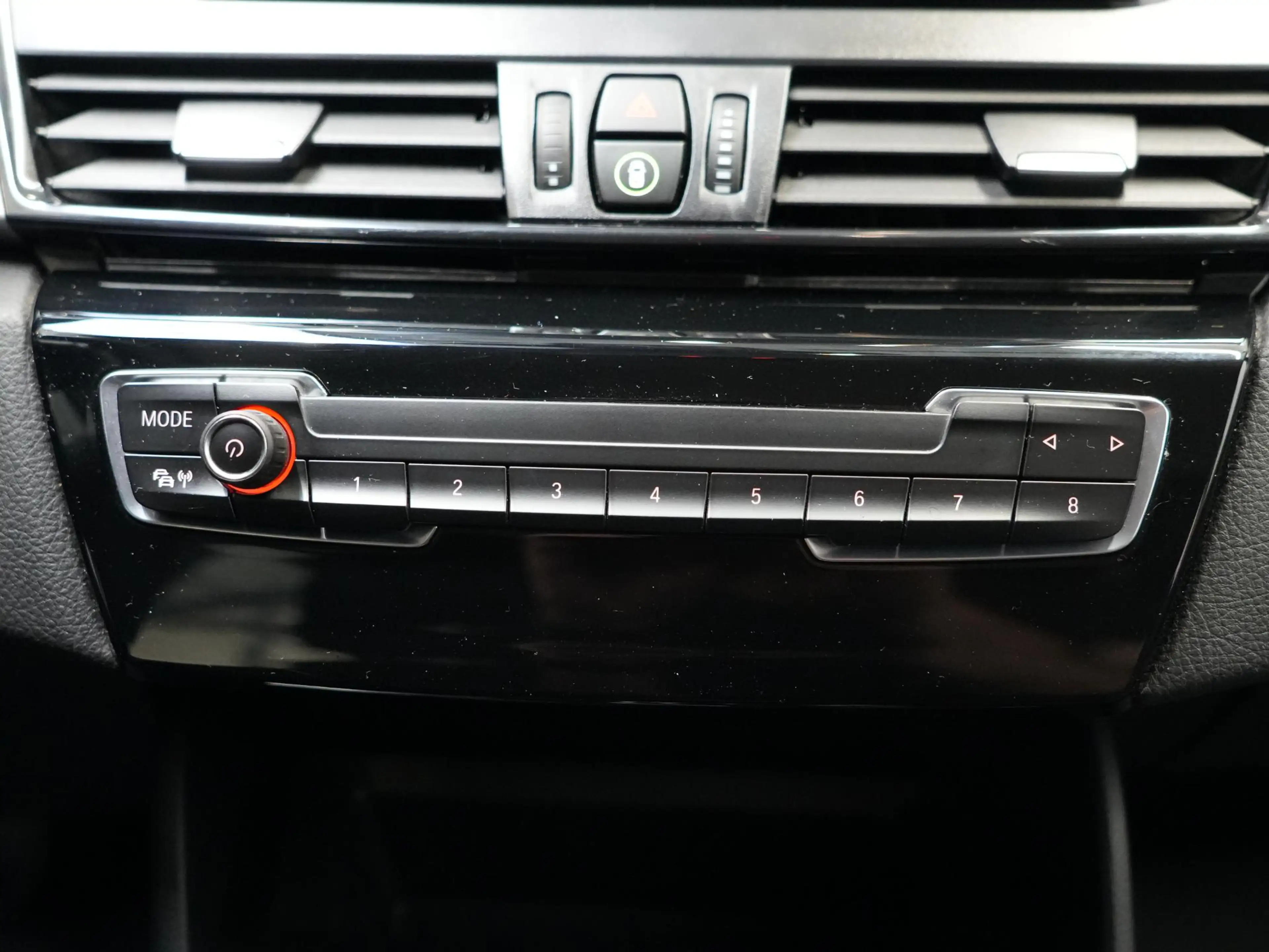 BMW 225 2-serie Active Tourer 225xe iPerformance Executive — photo 29