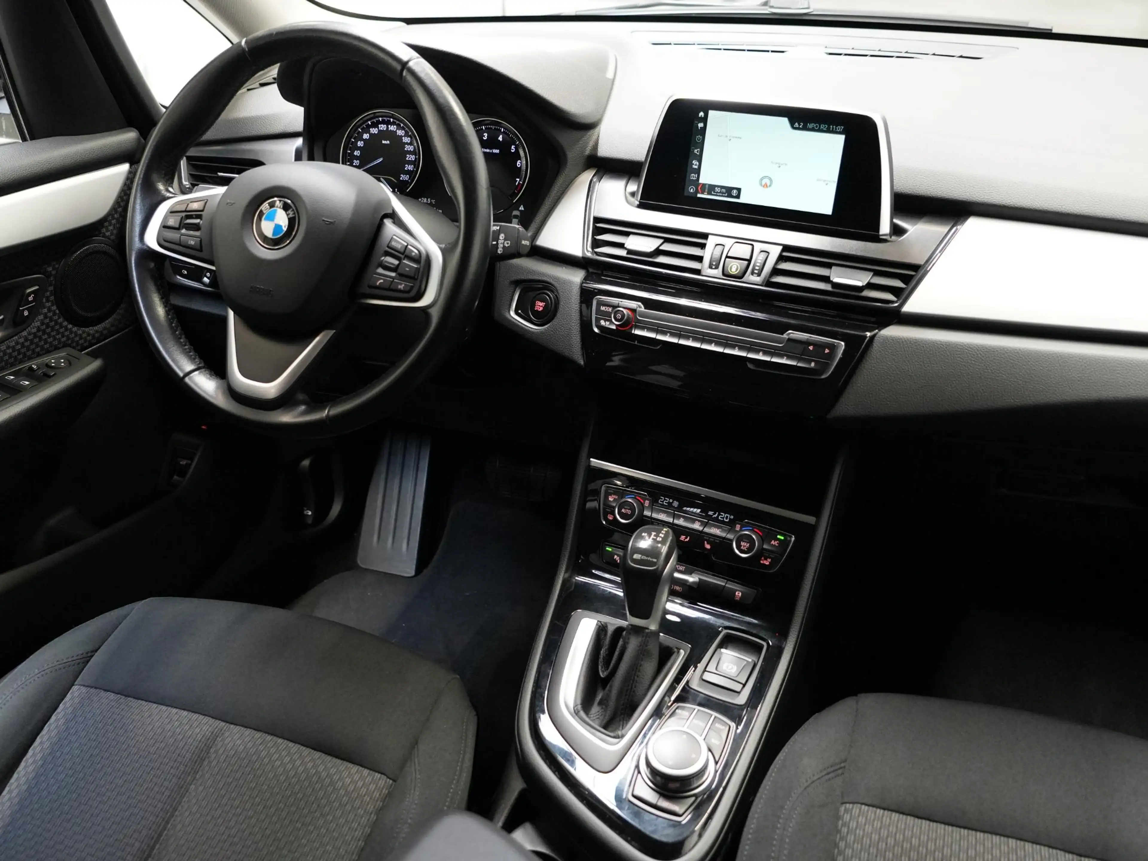 BMW 225 2-serie Active Tourer 225xe iPerformance Executive — photo 23