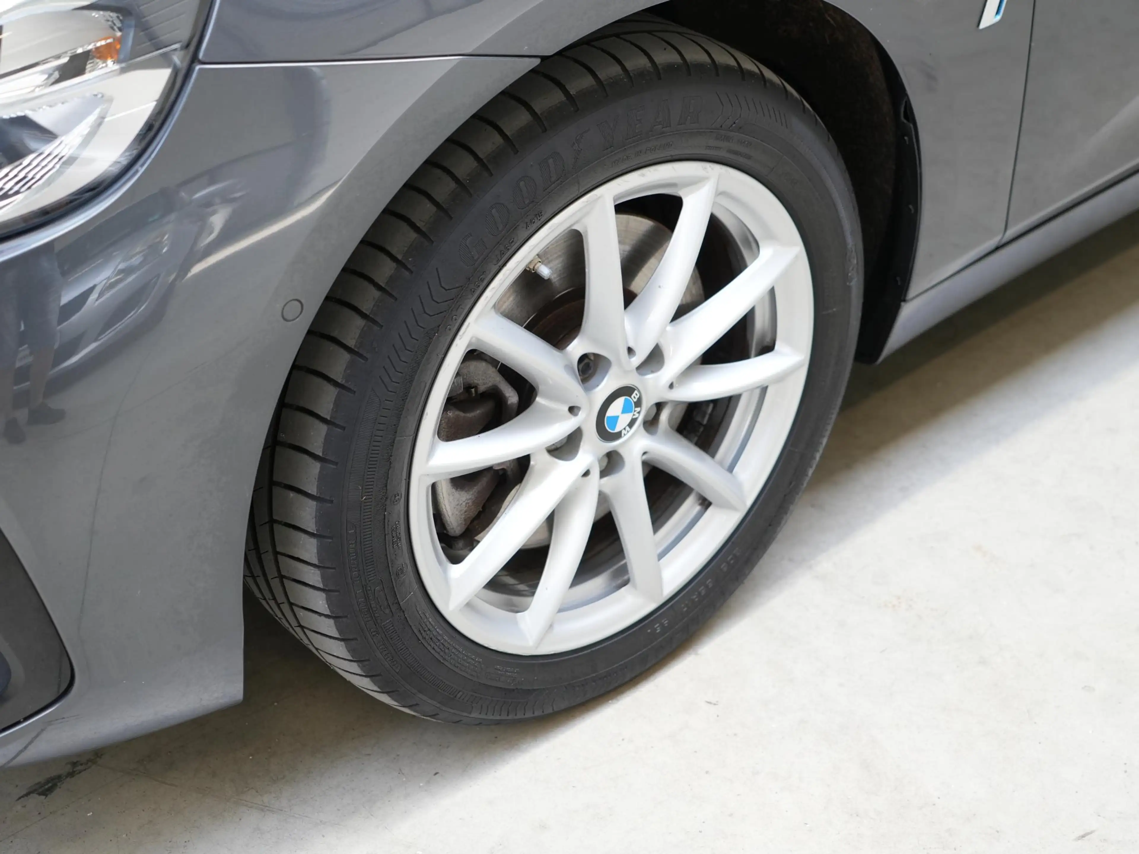 BMW 225 2-serie Active Tourer 225xe iPerformance Executive — photo 17
