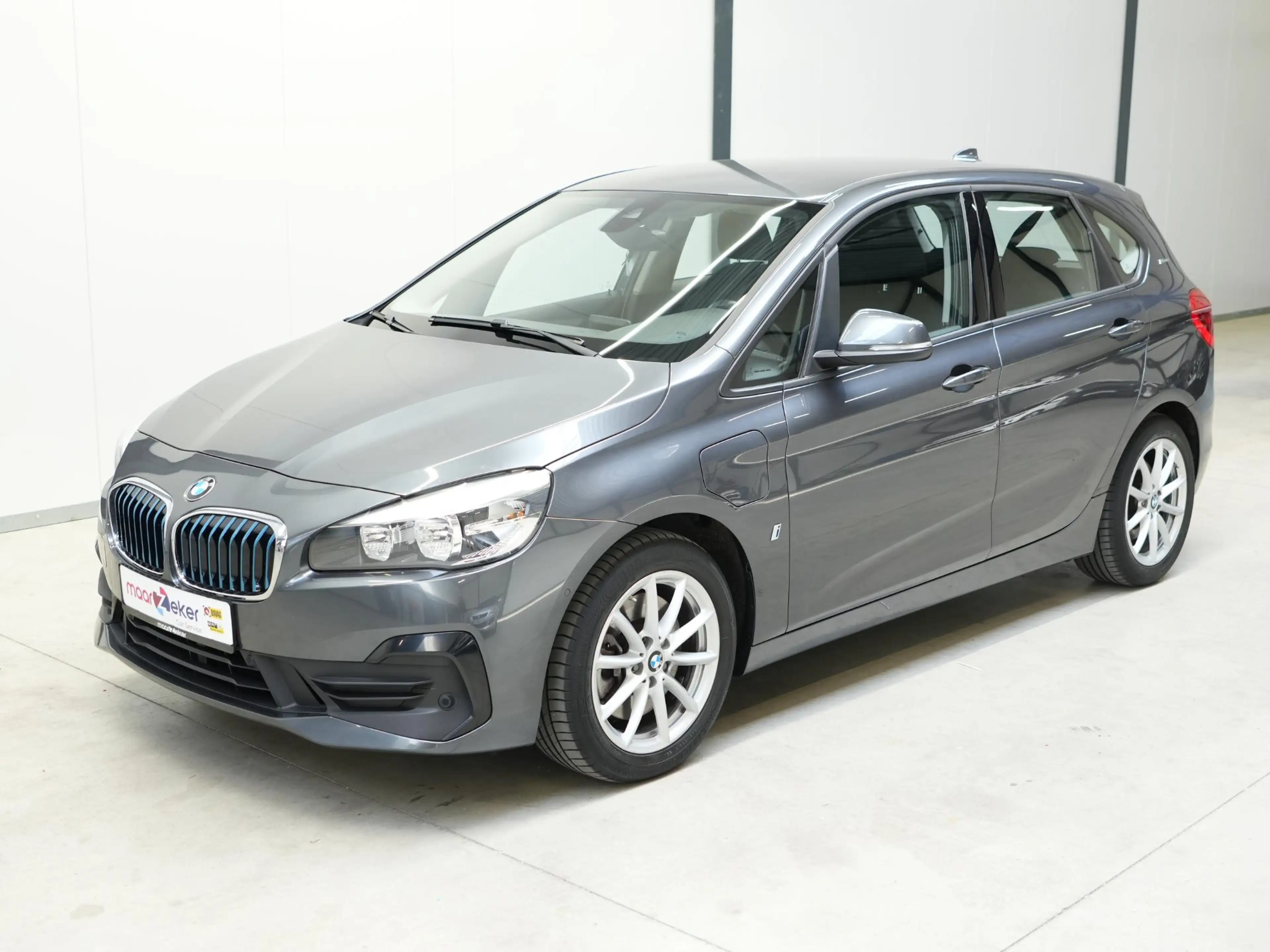 BMW 225 2-serie Active Tourer 225xe iPerformance Executive — photo 26