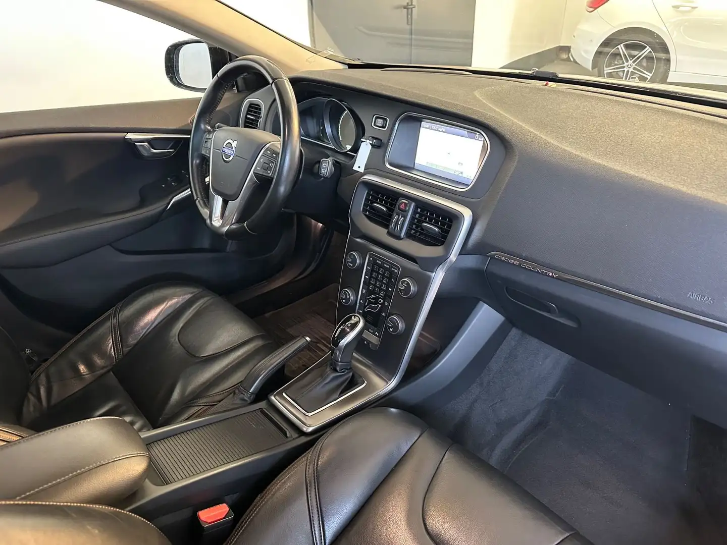 Volvo V40 Cross Country V40 CROSS COUNTRY*AUT*LEDER*XENON*NAVI*PANO*CAM* Brązowy - 2