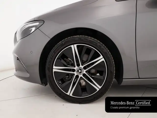 Mercedes-Benz B-Class view 7