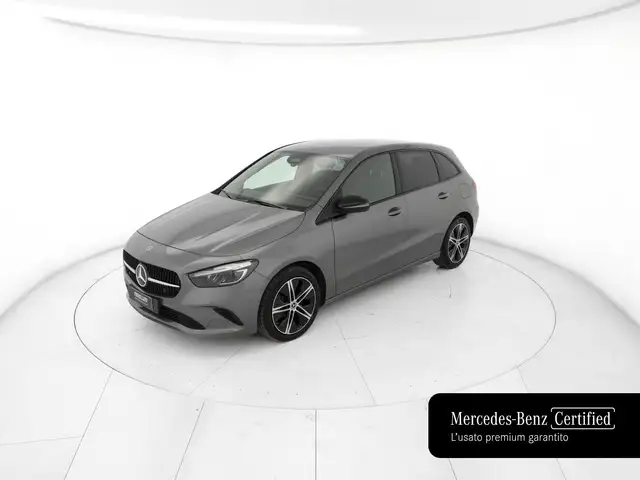 Mercedes-Benz B-Class view 2
