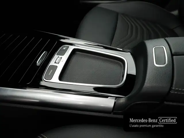Mercedes-Benz B-Class view 19