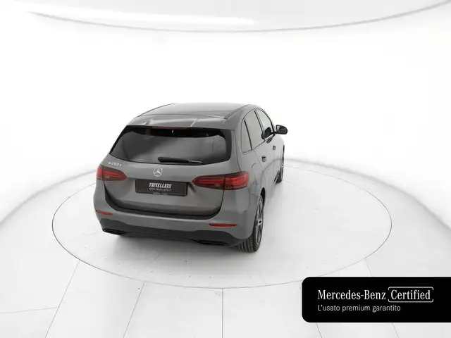 Mercedes-Benz B-Class view 6