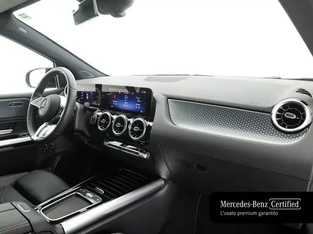 Mercedes-Benz B-Class view 10