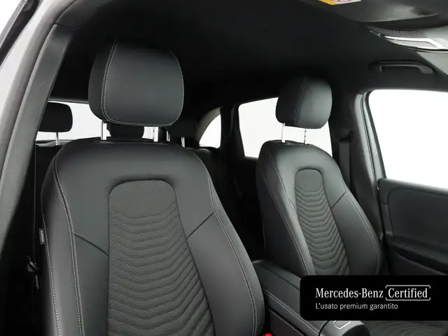 Mercedes-Benz B-Class view 12