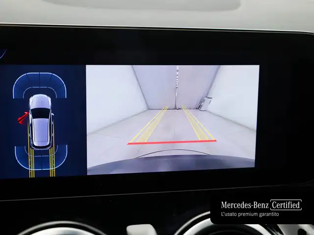 Mercedes-Benz B-Class view 17