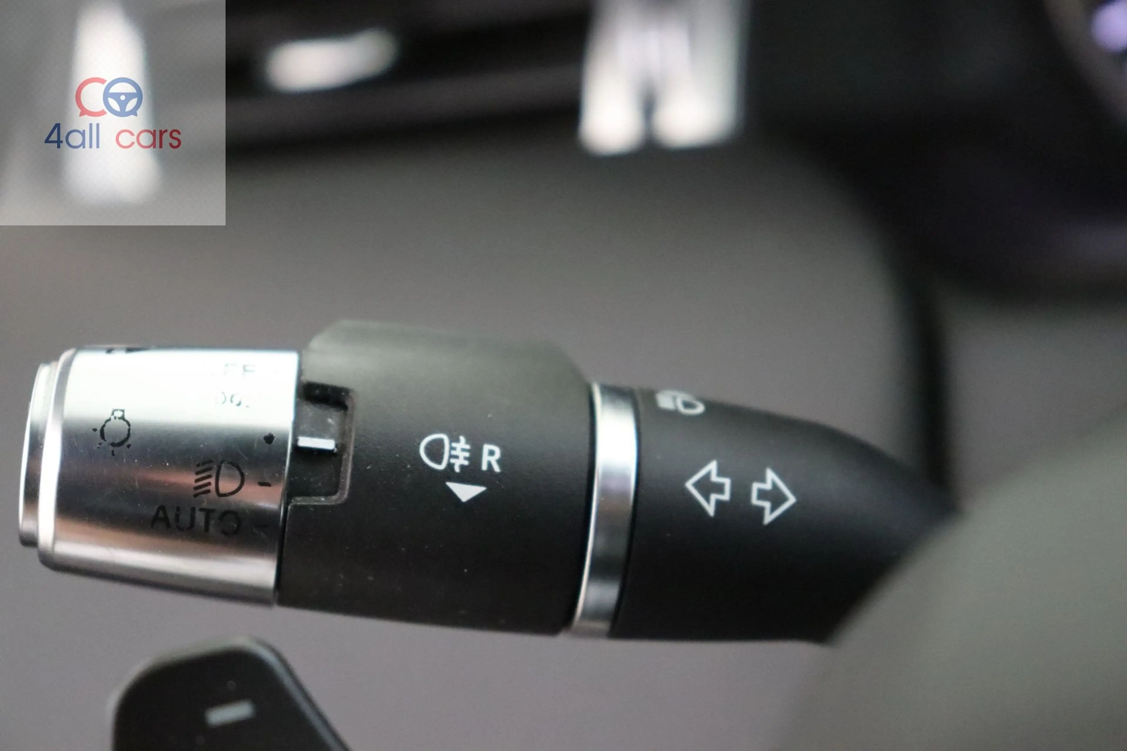 Land Rover Discovery 3406 R-Dyn HSE AWD Pano Cam180° Leder Massage Navi 2.0D 150PK AUT — photo 14