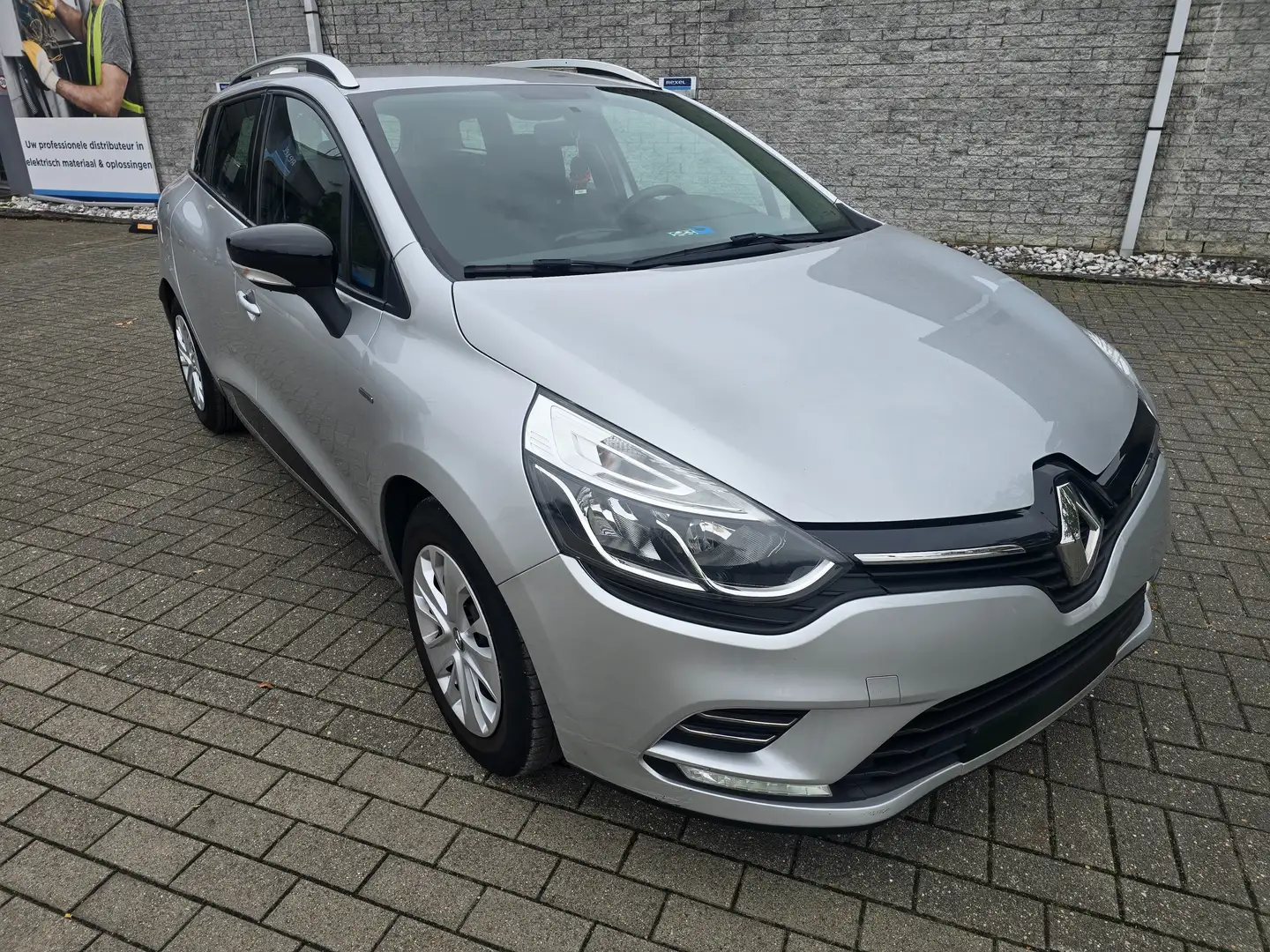 Renault Clio Clio 1.2i Limited GARANTIE 1 AN/JAAR Plateado - 2