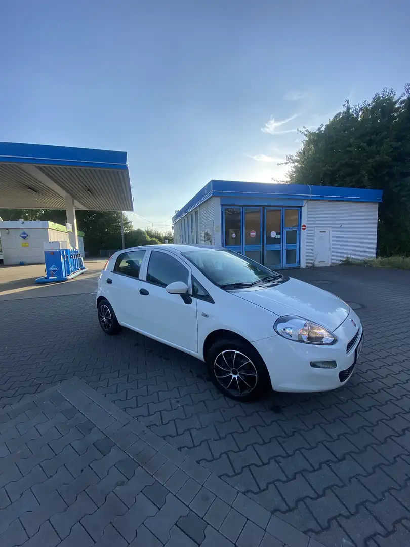 Fiat Punto MYSTYLE Weiß - 2