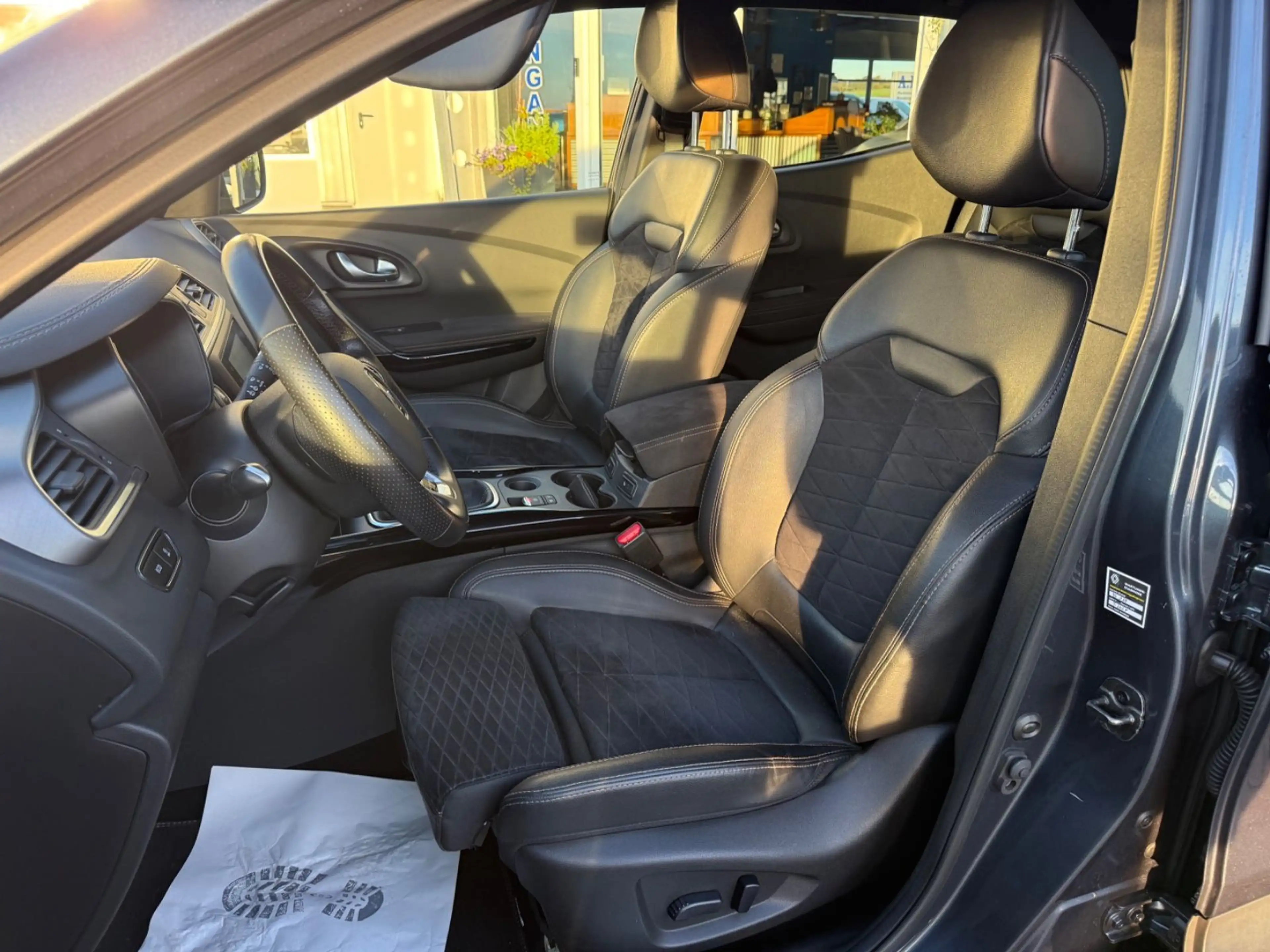 Renault Kadjar Black Edition Kamera ECO Alcantara All-As — photo 9