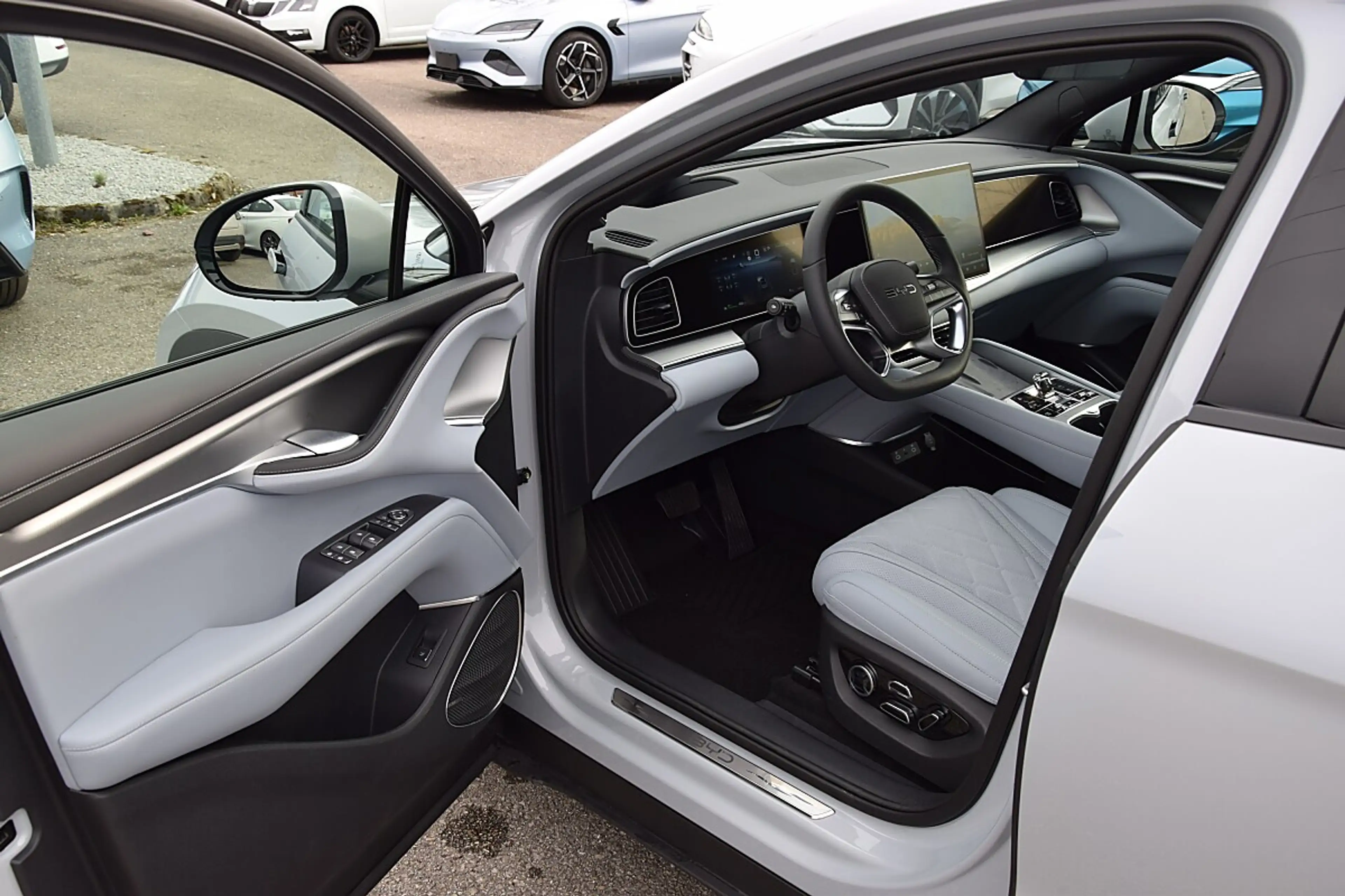 BYD Sealion 7 Excellence Österreich Paket 91.5 kWh AWD **Lage... — photo 11