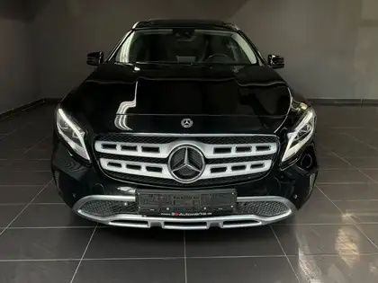 Annonce voiture d'occasion Mercedes-Benz GLA 200 - CARADIZE