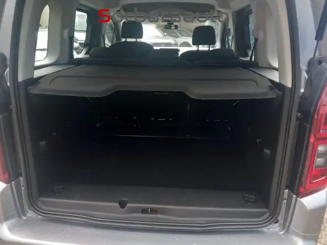 Opel Combo view 13