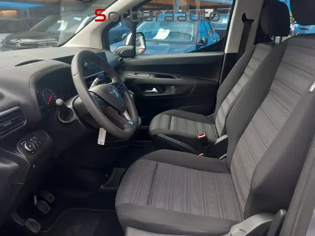 Opel Combo view 14