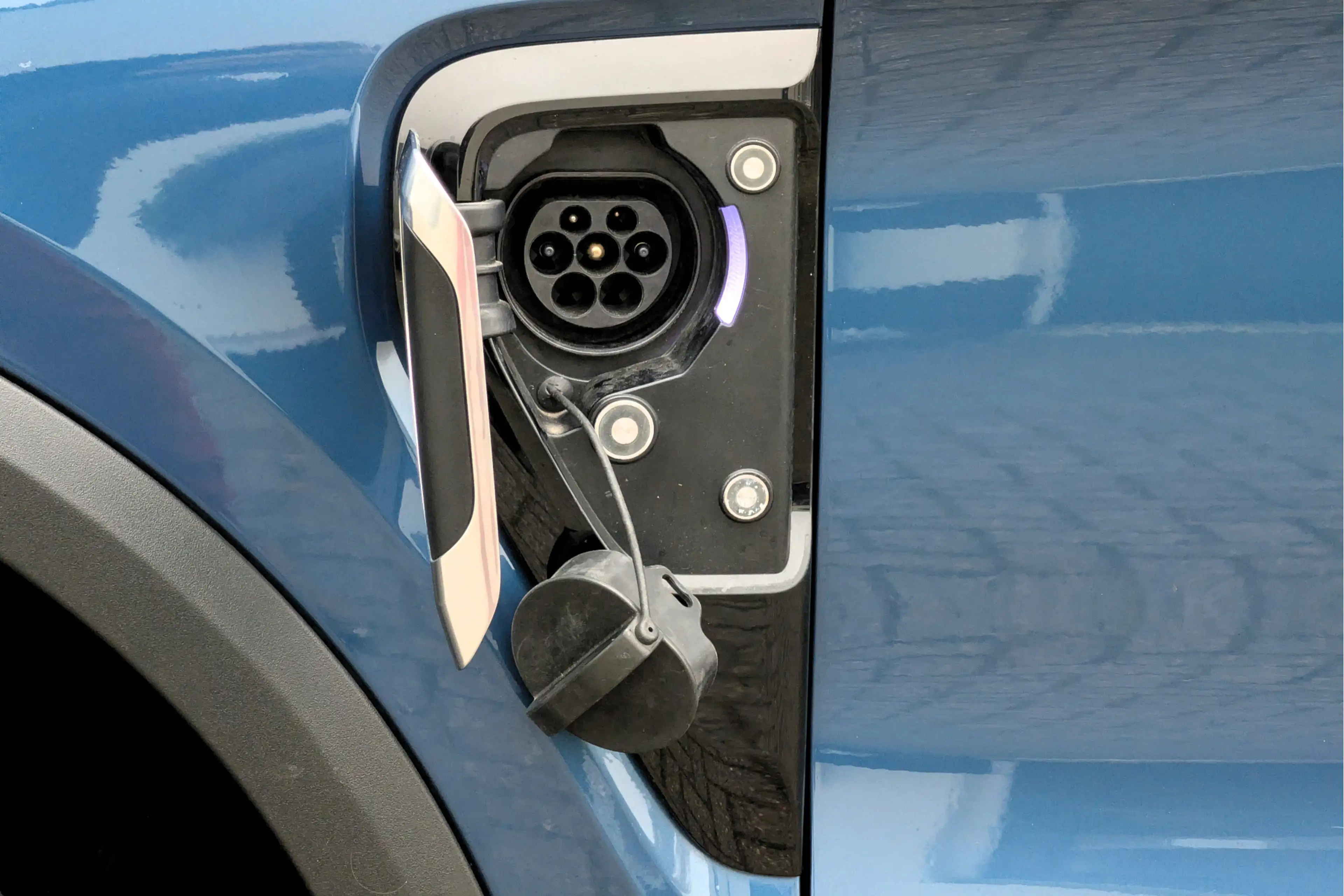 Lynk & Co 01 1.5 261PK PHEV Panorama 360 Camera Apple Carplay A — photo 9