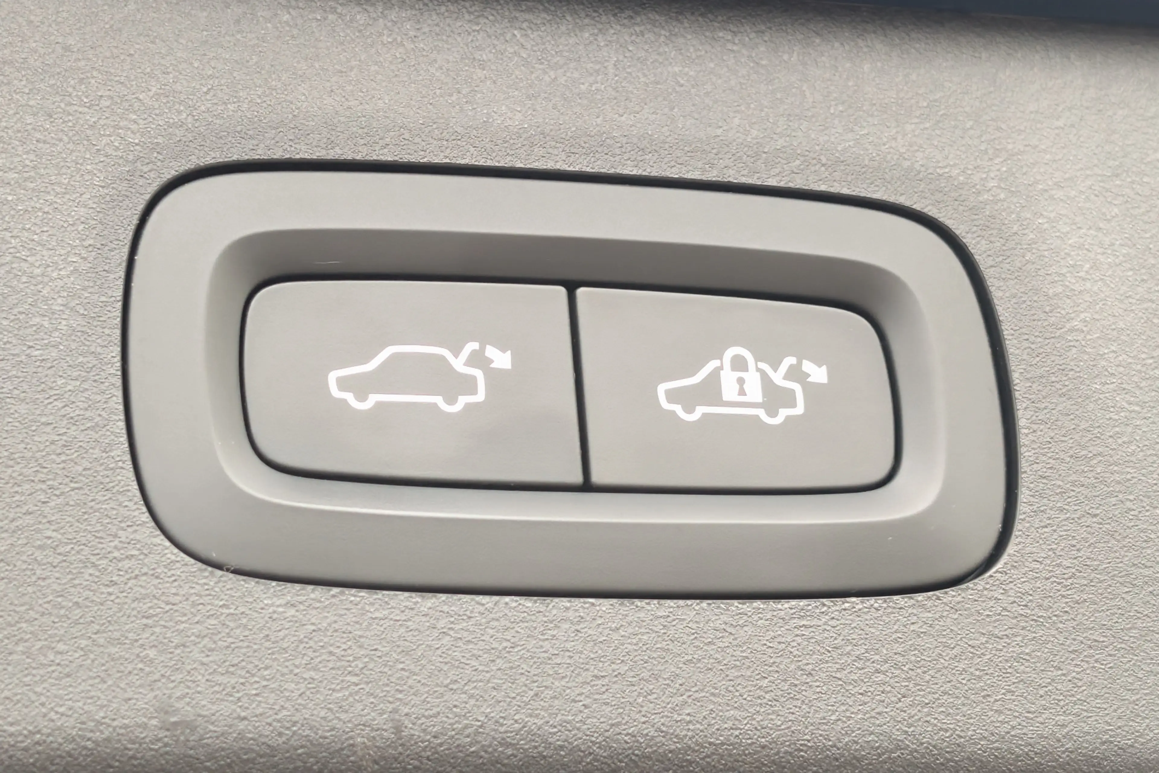 Lynk & Co 01 1.5 261PK PHEV Panorama 360 Camera Apple Carplay A — photo 36