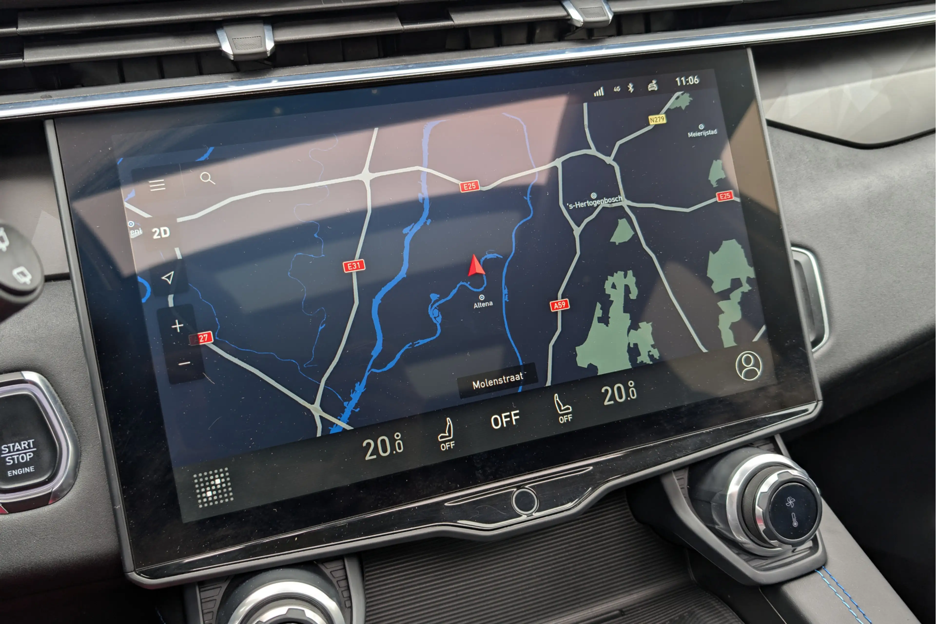 Lynk & Co 01 1.5 261PK PHEV Panorama 360 Camera Apple Carplay A — photo 28