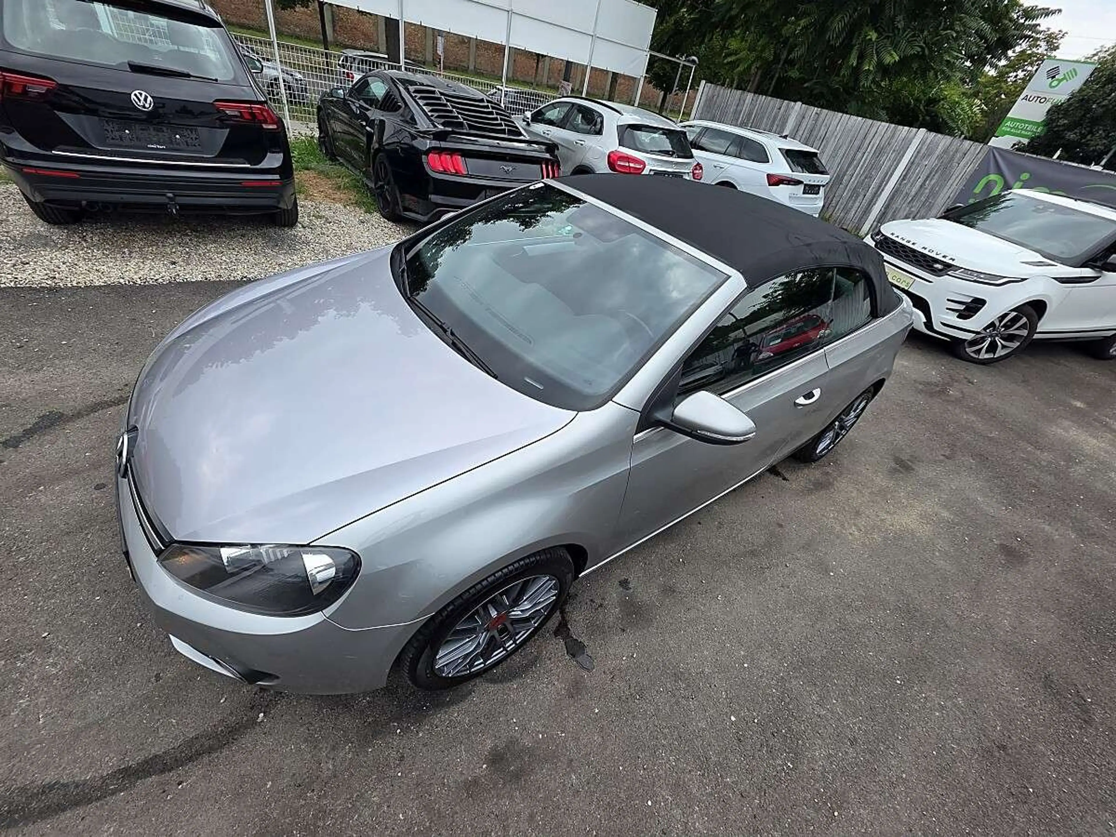 Volkswagen Golf Cabriolet Golf Cabrio BMT 1,6 TDI DPF — photo 11