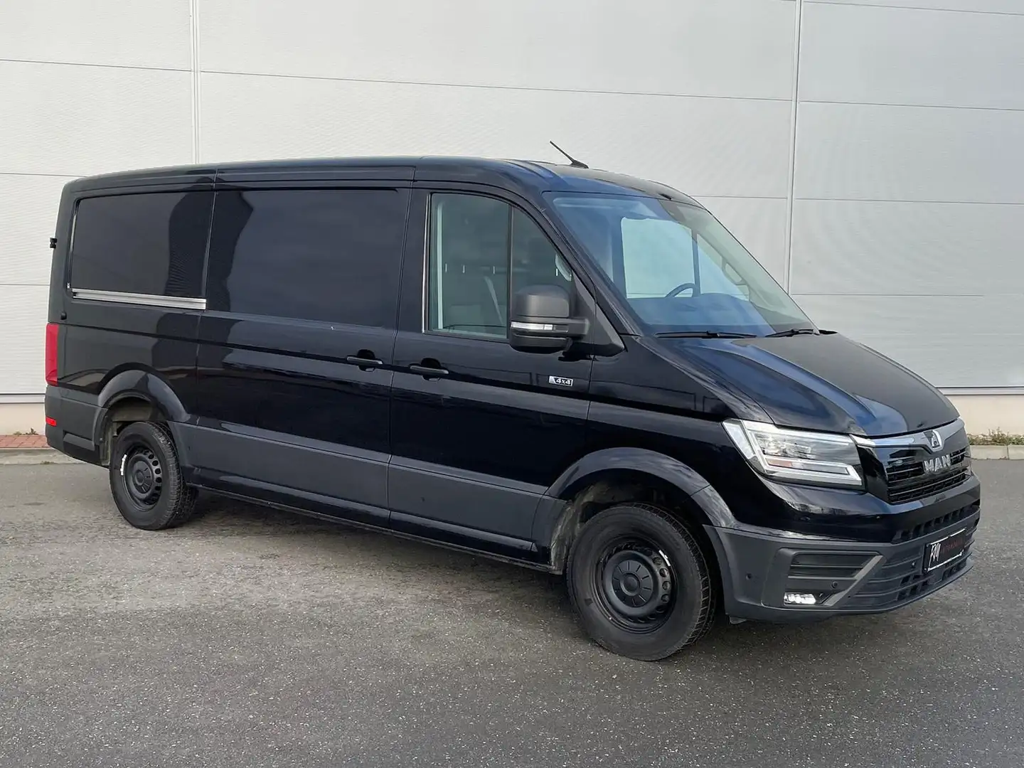 MAN TGE 3.180 L3H2 Kasten 4x4 AUTOM ACC NAV Schwarz - 2