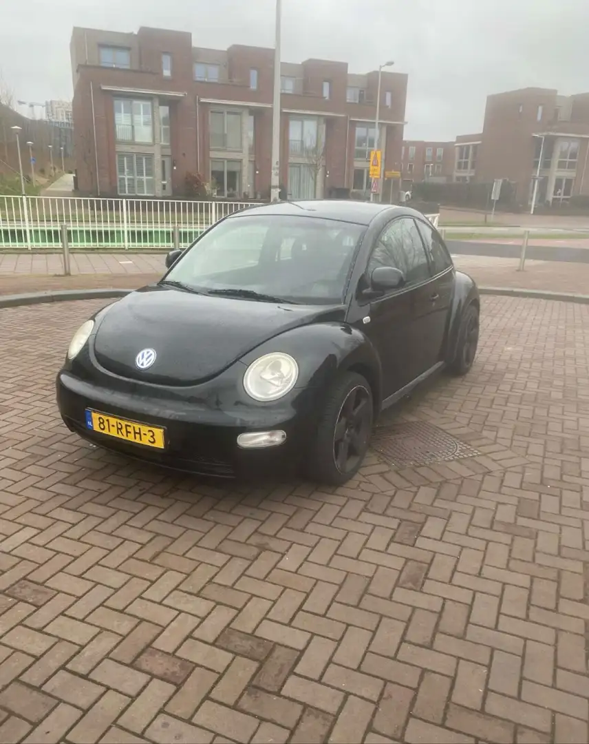 Volkswagen New Beetle 2.0 Highline Černá - 1