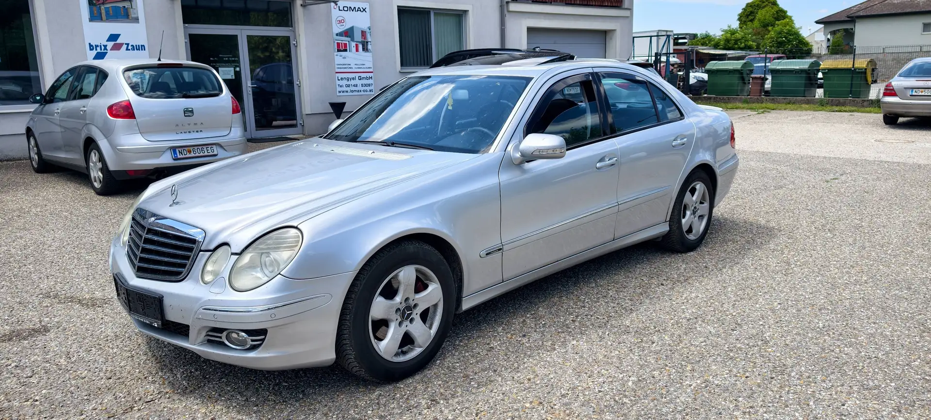 Mercedes-Benz E 300 E 300 CDI BlueTec (211.024) Grau - 2