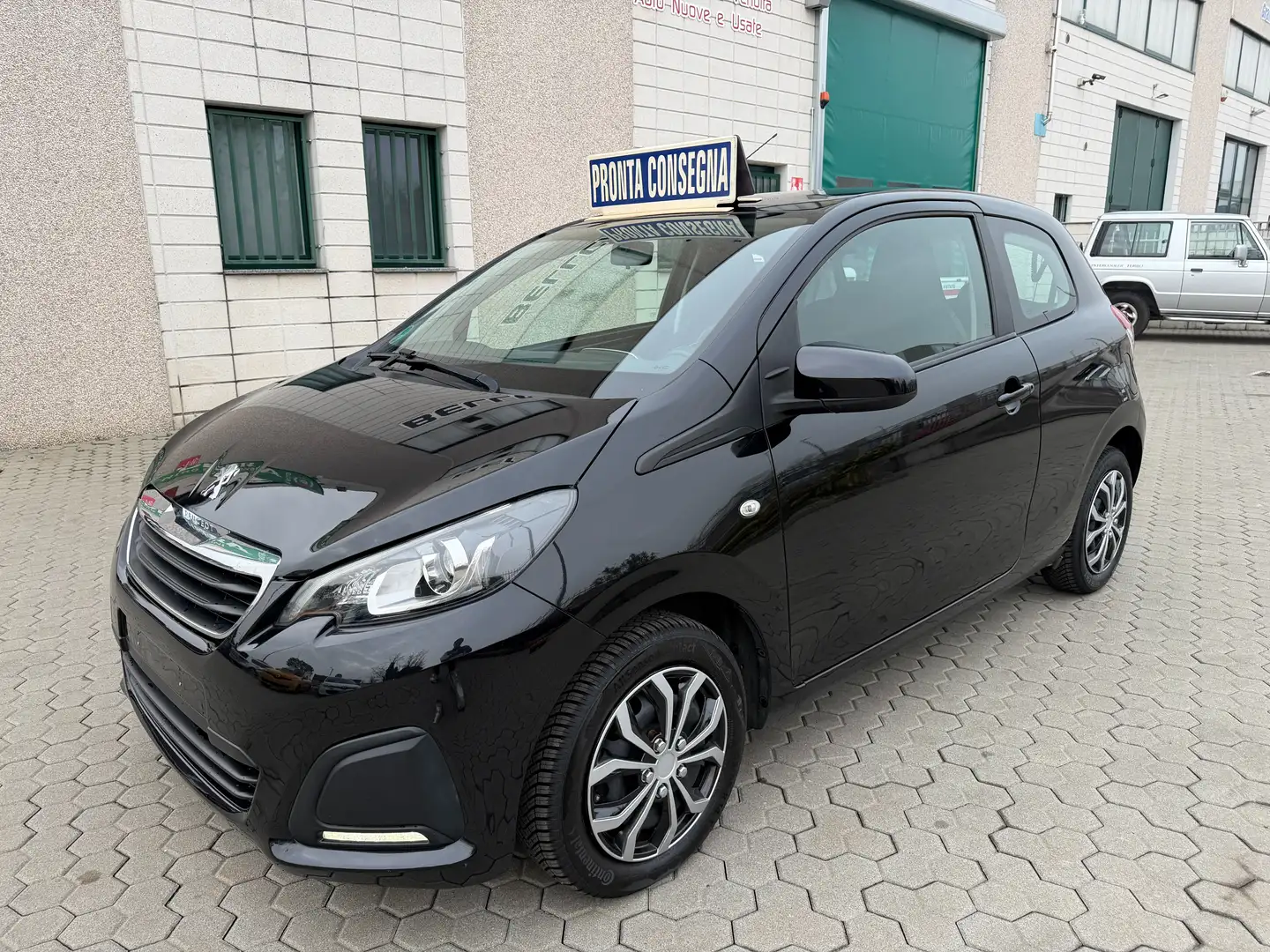 Peugeot 108 108 3p 1.0 12v Active Nero - 2
