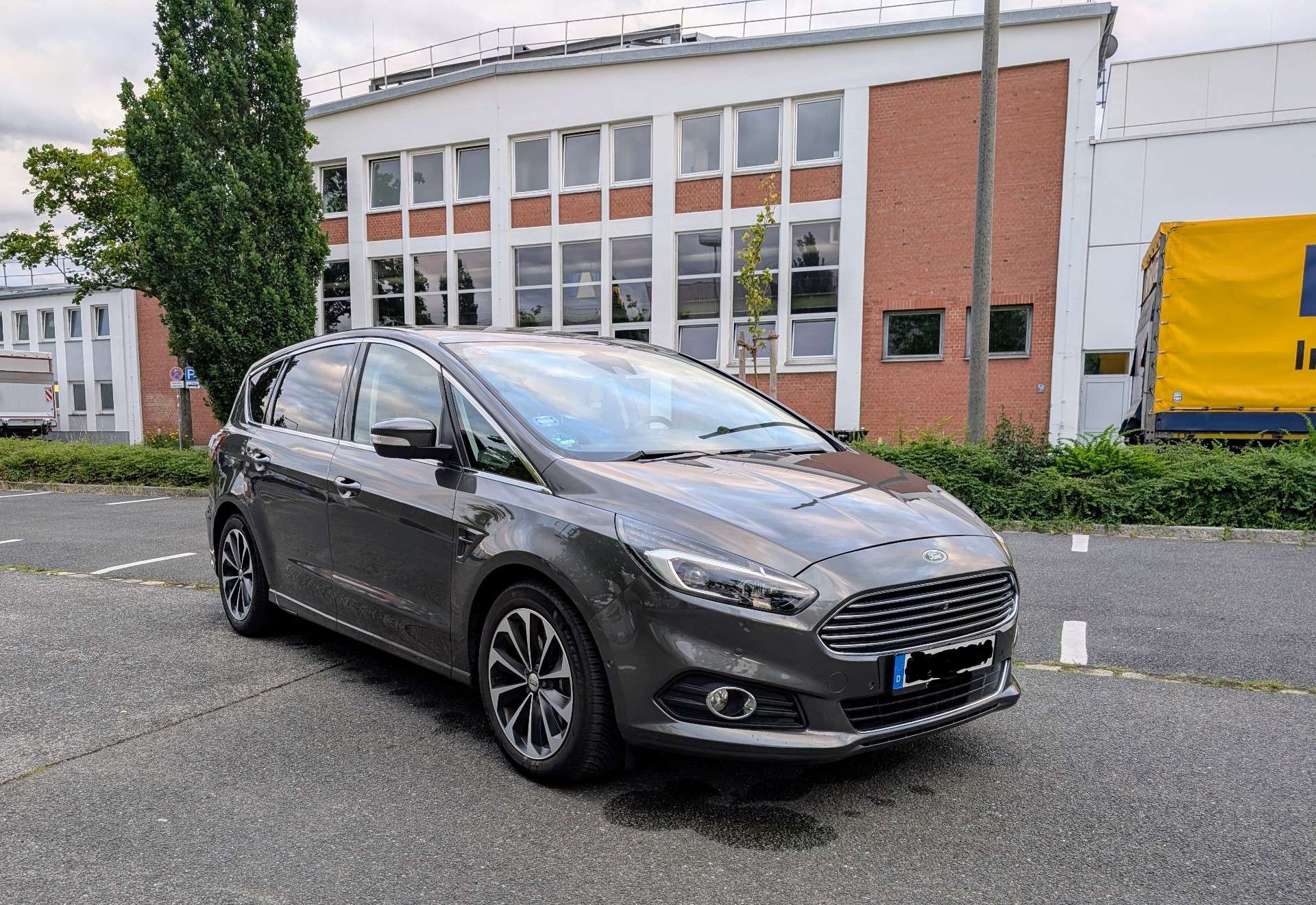 Second hand Ford S-Max 2.0