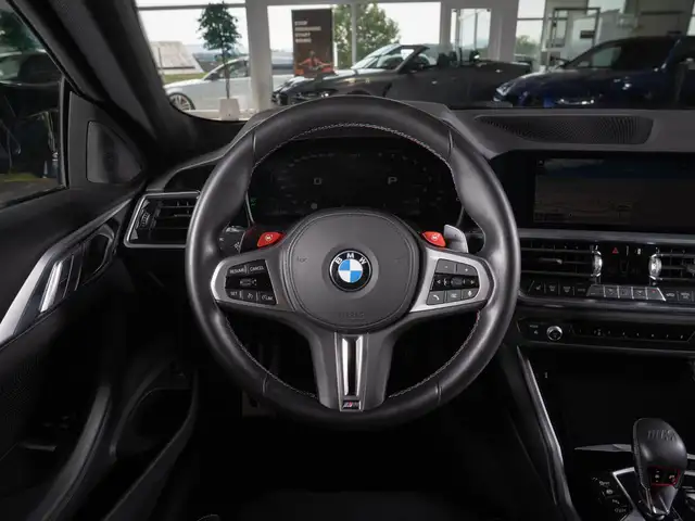 BMW M4 view 13