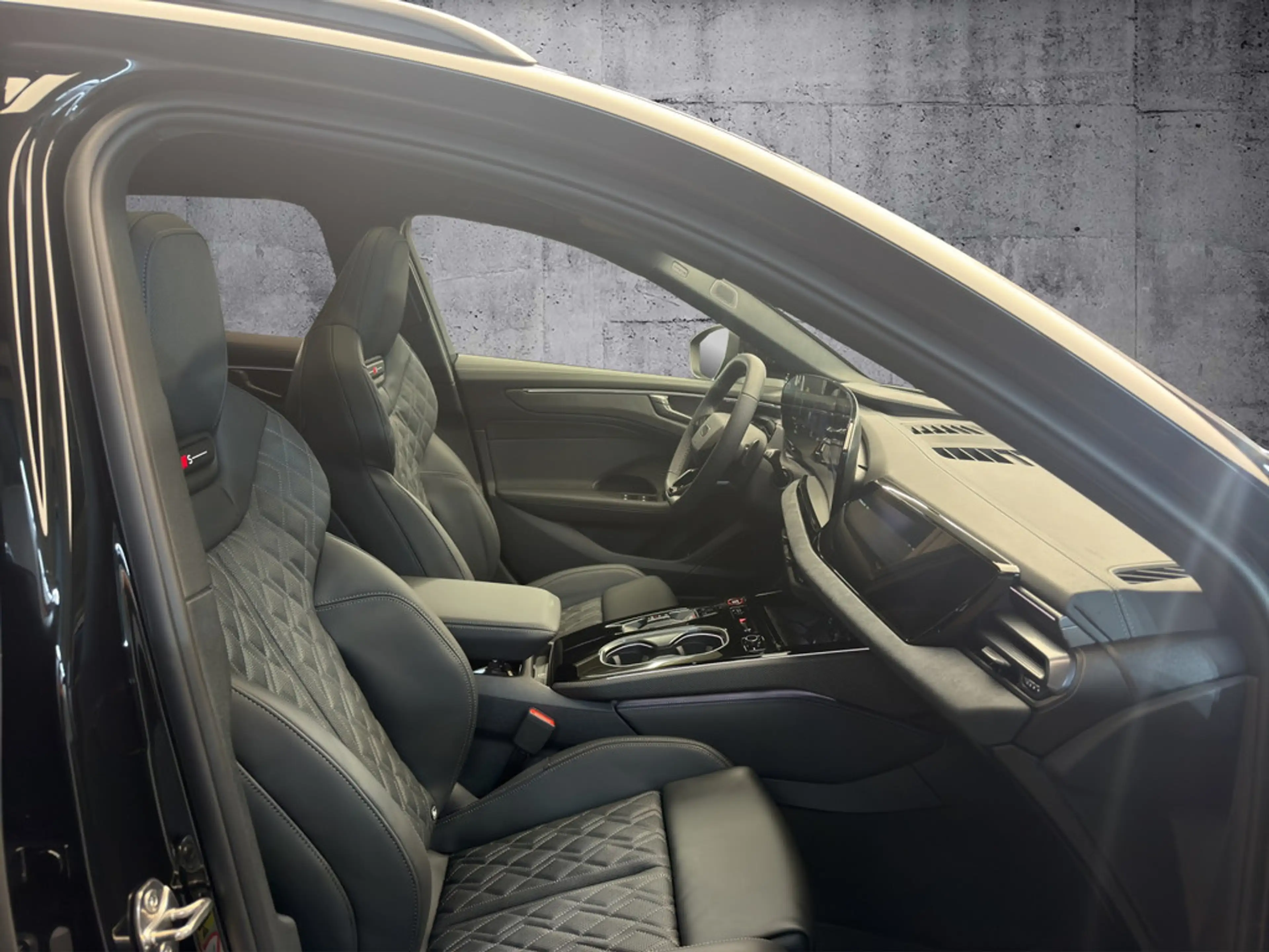 Audi A6 allroad TDI quattro 220KW S tronic — photo 11