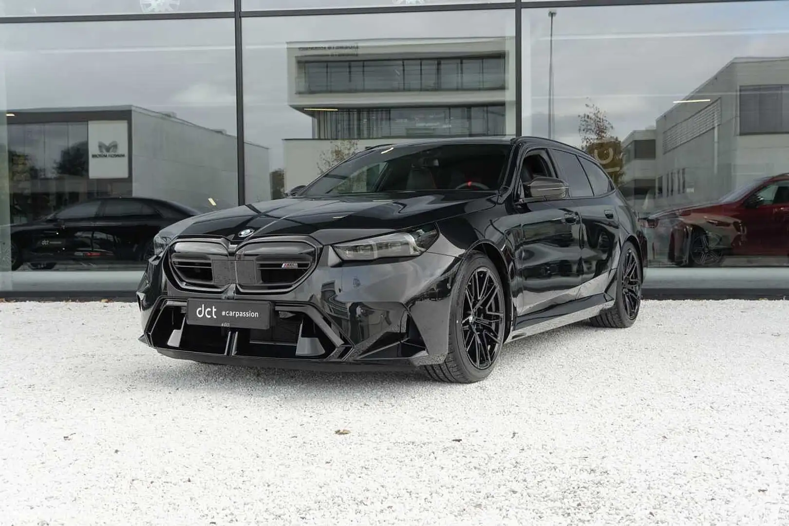 BMW M5 TOURING 4.4 V8 Hybrid B&W Pano Carbon VentilSeats Noir - 1
