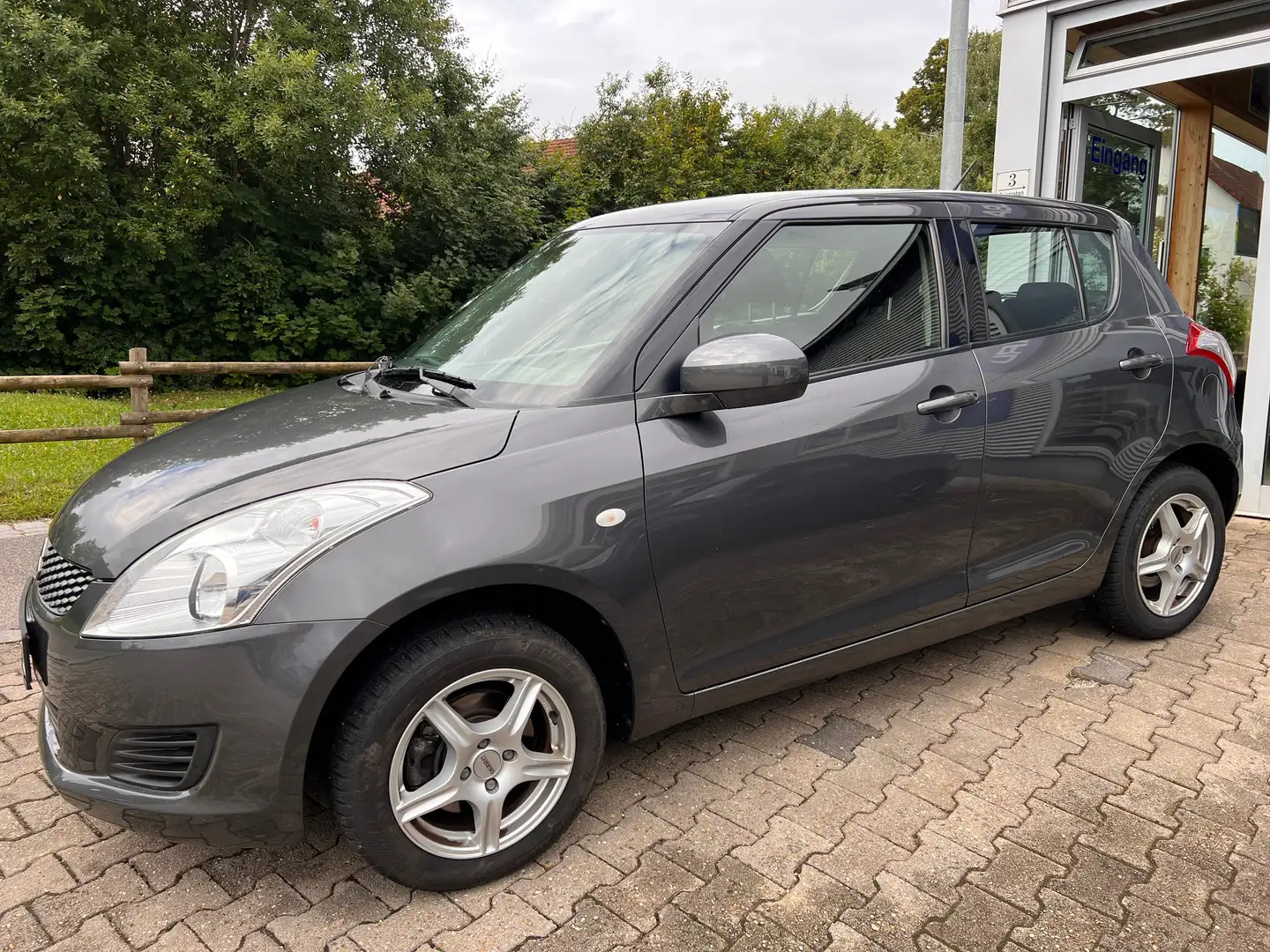 Suzuki Swift Club Allrad, Klima, Sitzheizung... Gris - 1