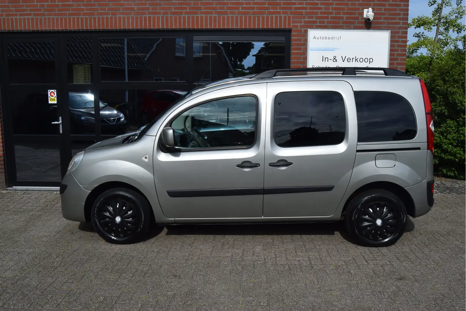 Renault Kangoo Family 1.6-16V Privilège Grigio - 2