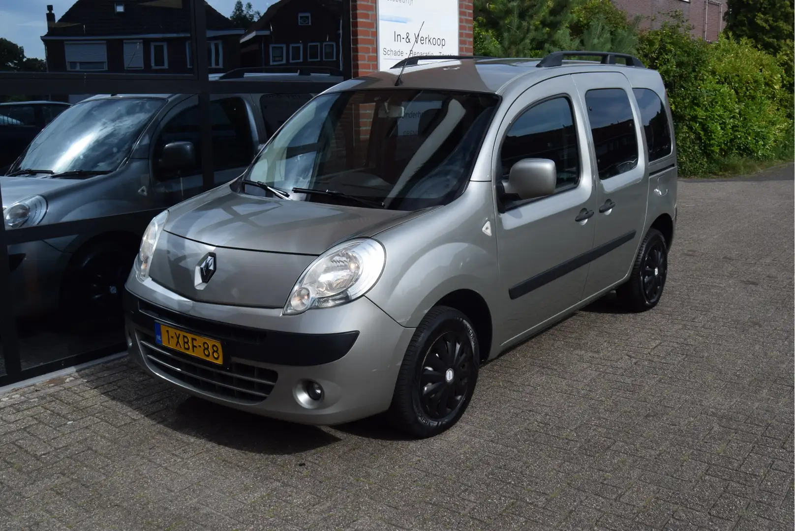 Renault Kangoo Family 1.6-16V Privilège Grigio - 1