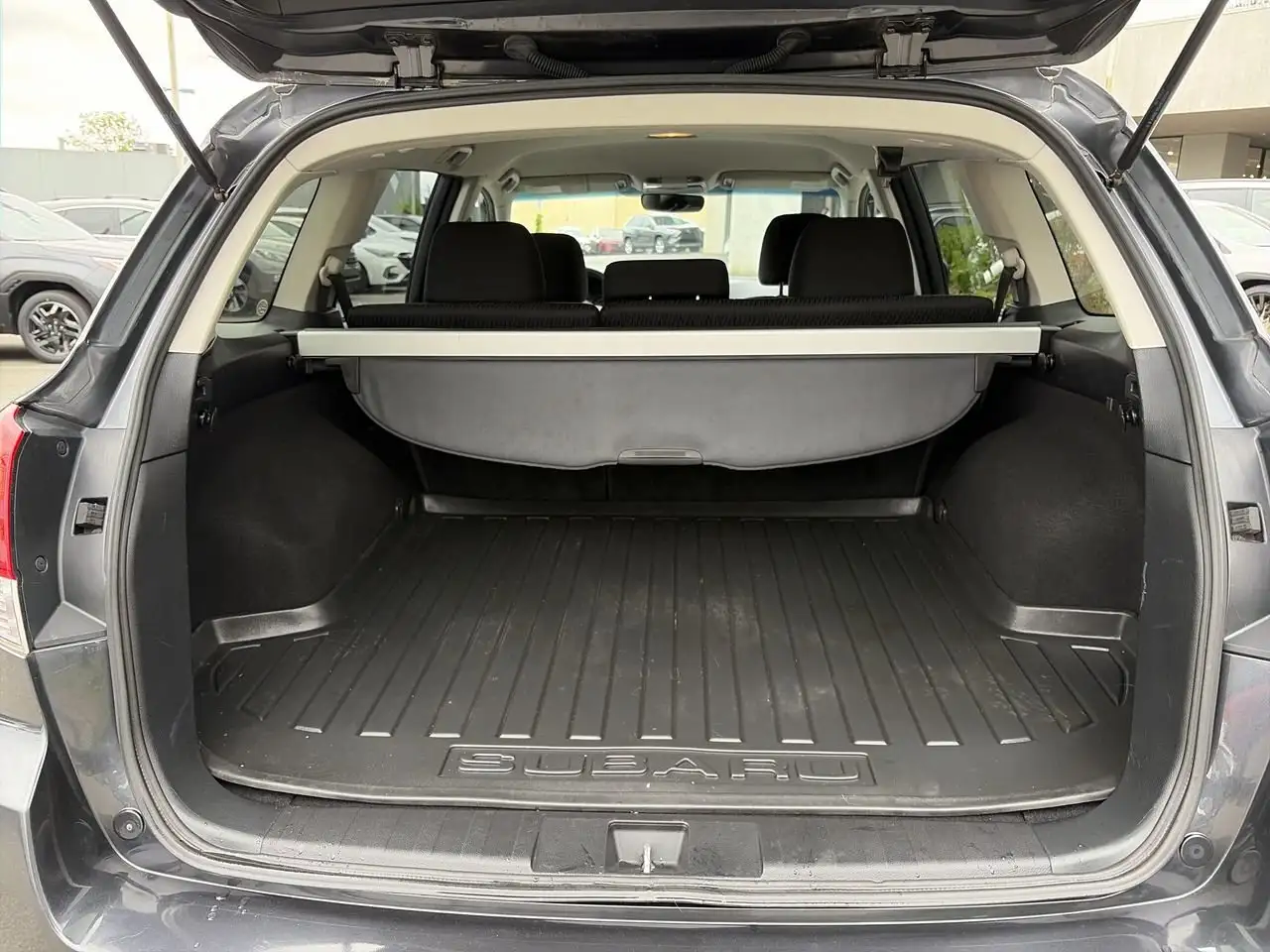Subaru OUTBACK fotografie Subaru OUTBACK