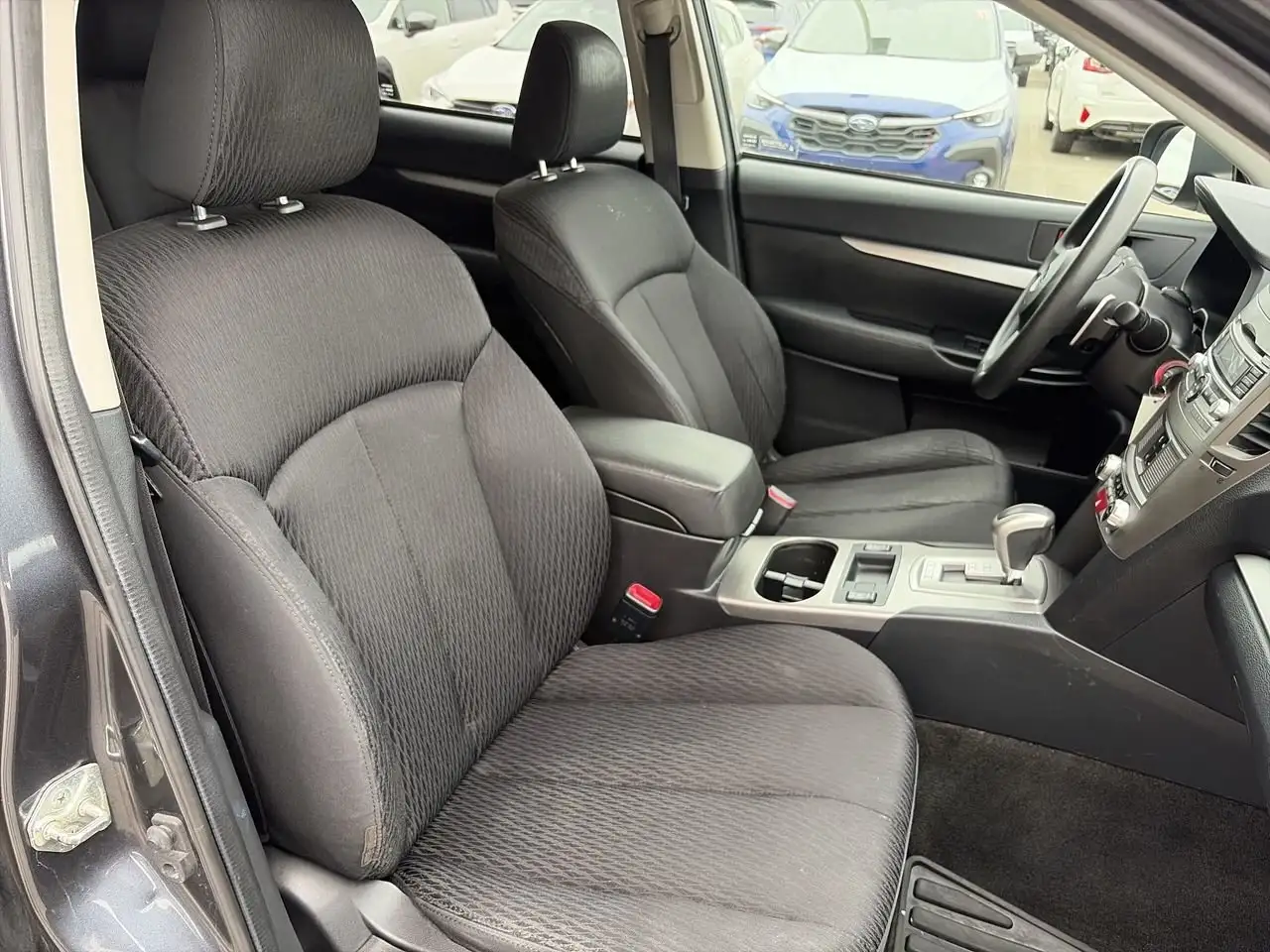 Subaru OUTBACK fotografie Subaru OUTBACK