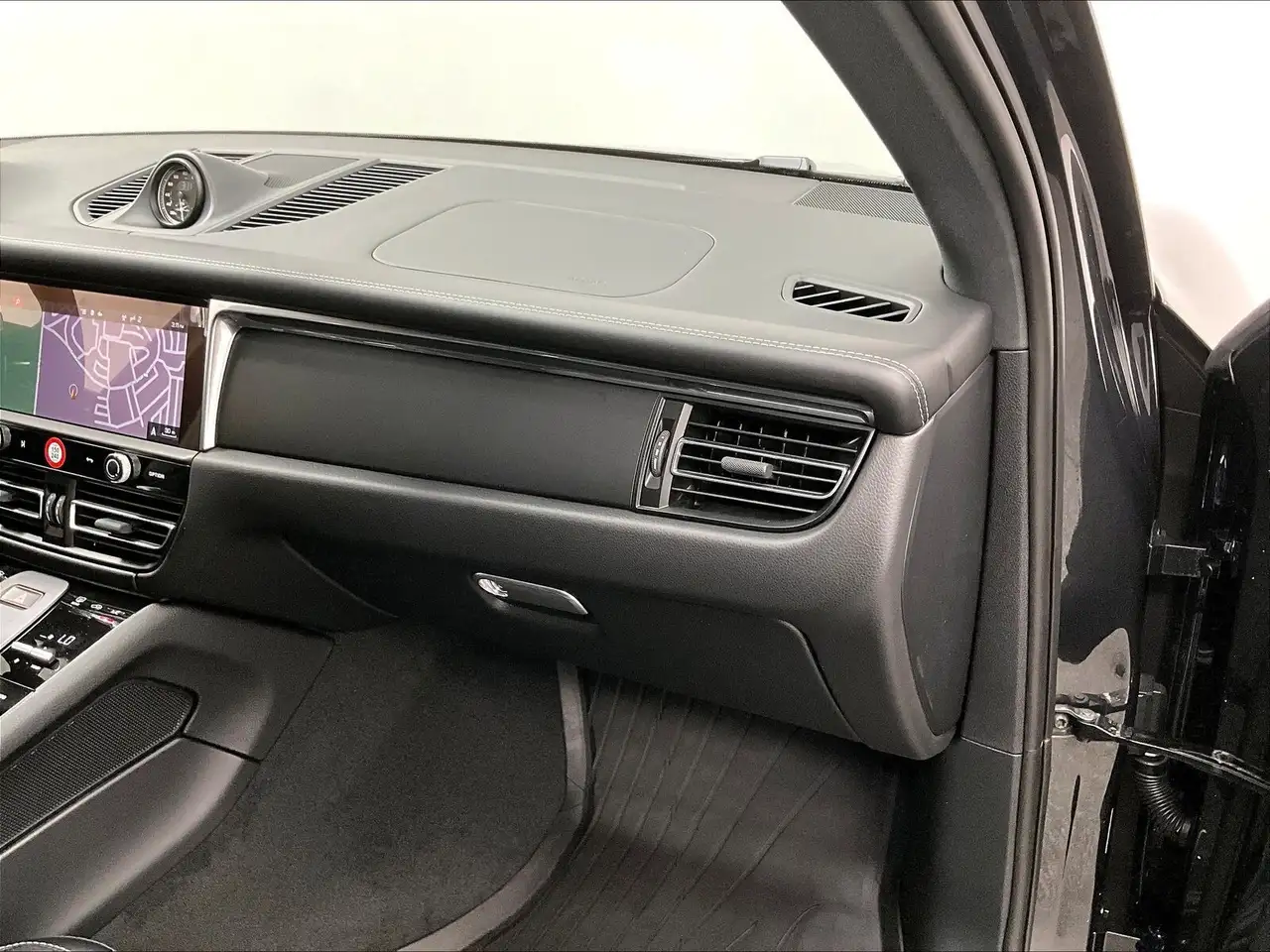 Porsche Macan снимка Porsche Macan