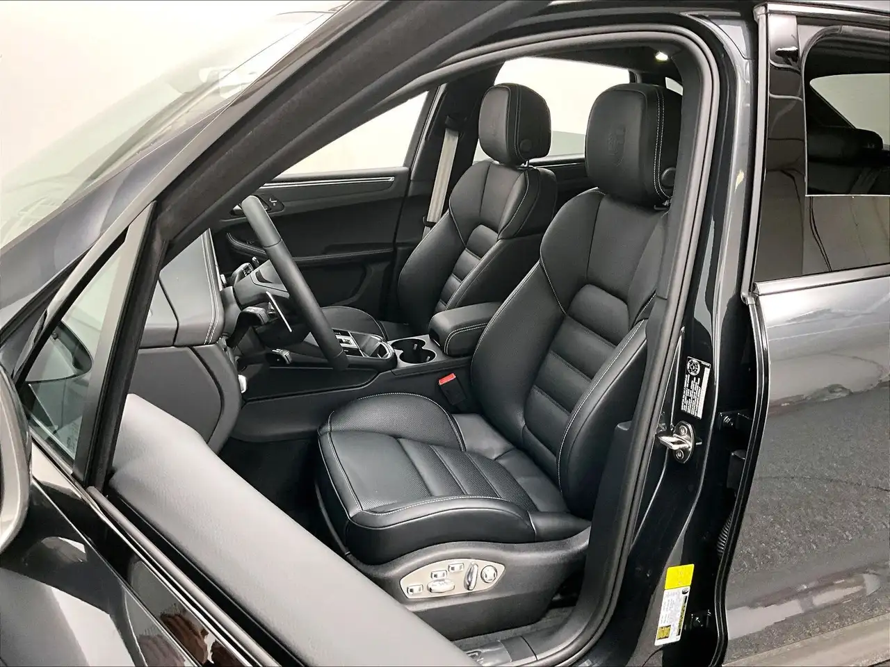 Porsche Macan снимка Porsche Macan