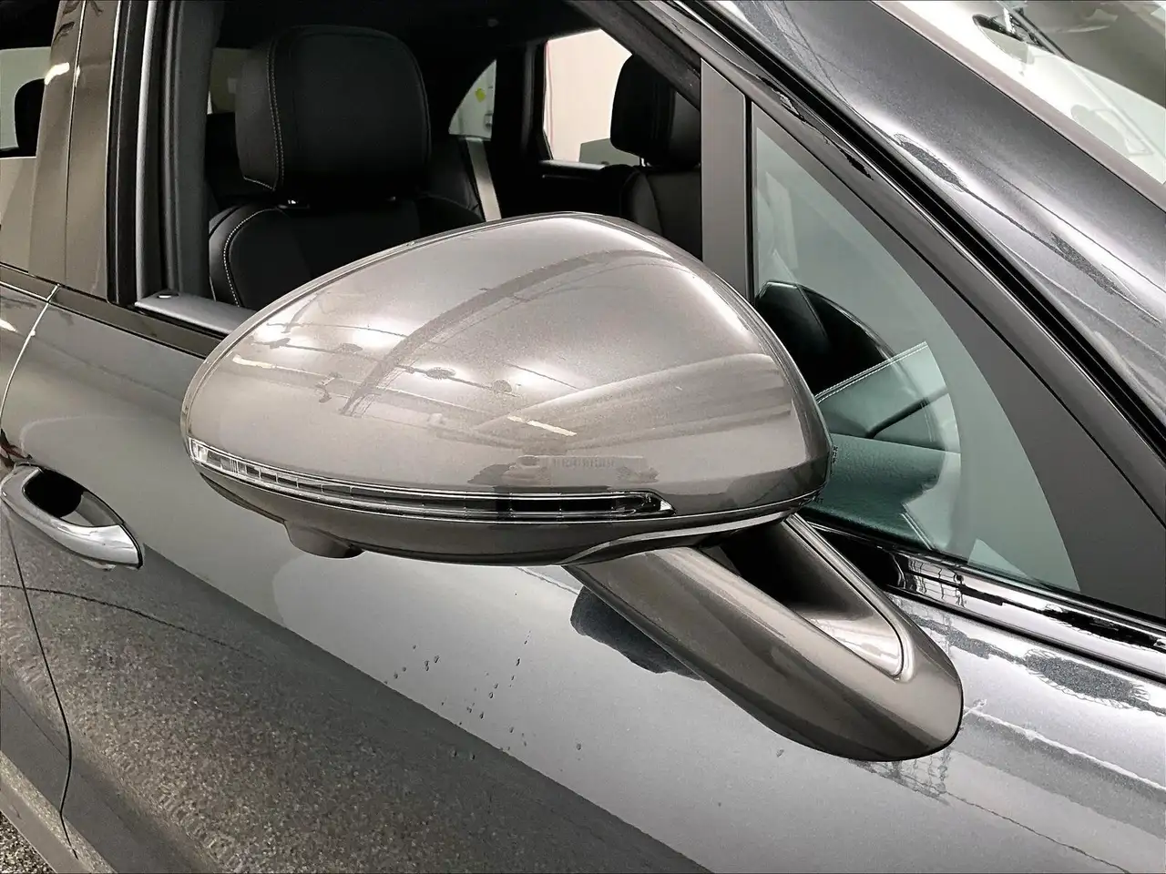 Porsche Macan снимка Porsche Macan