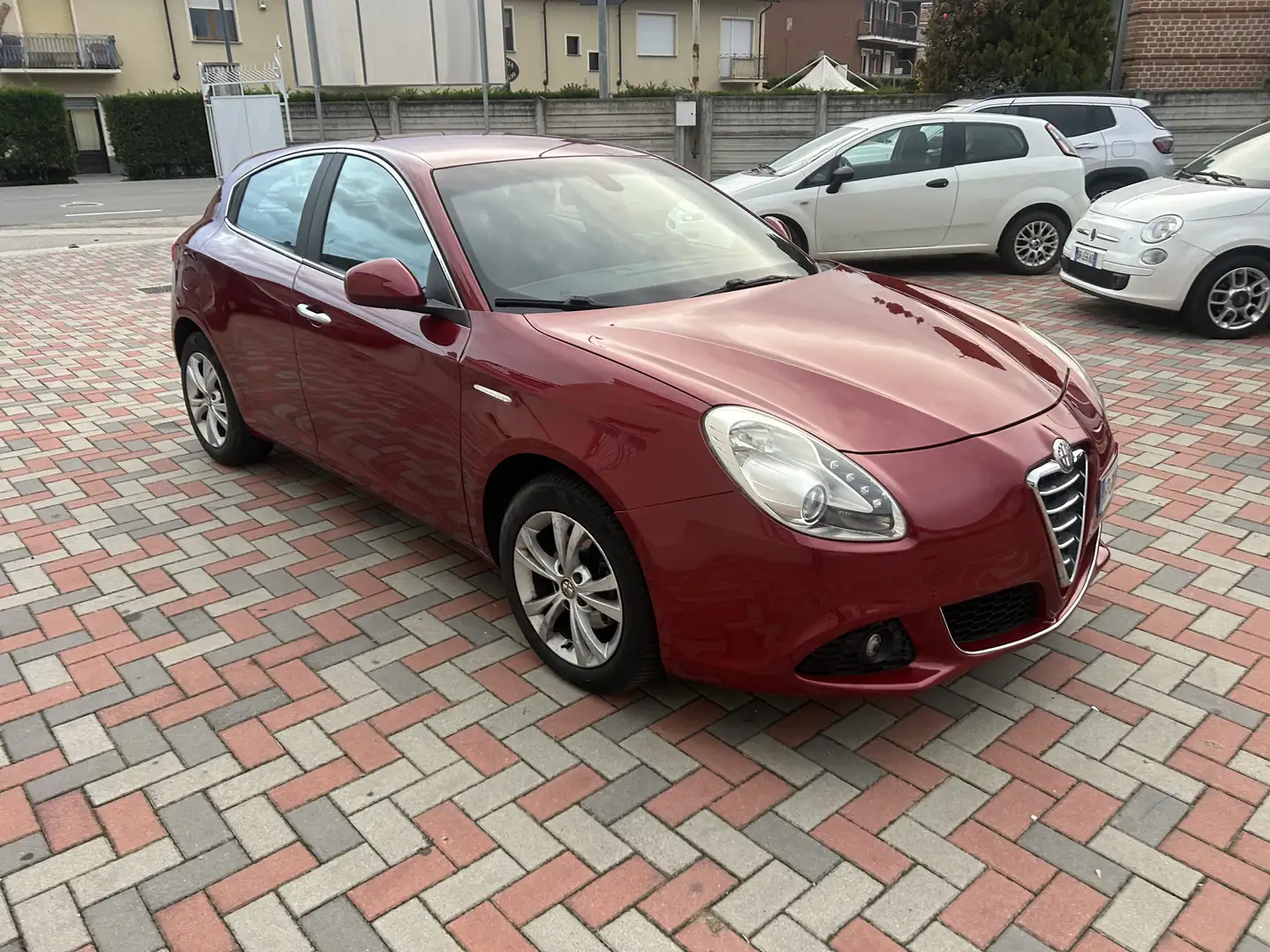 Alfa Romeo Giulietta 1600 MJET/ Distinctive...OFFERTA NON VINCOLATA Rosso - 2