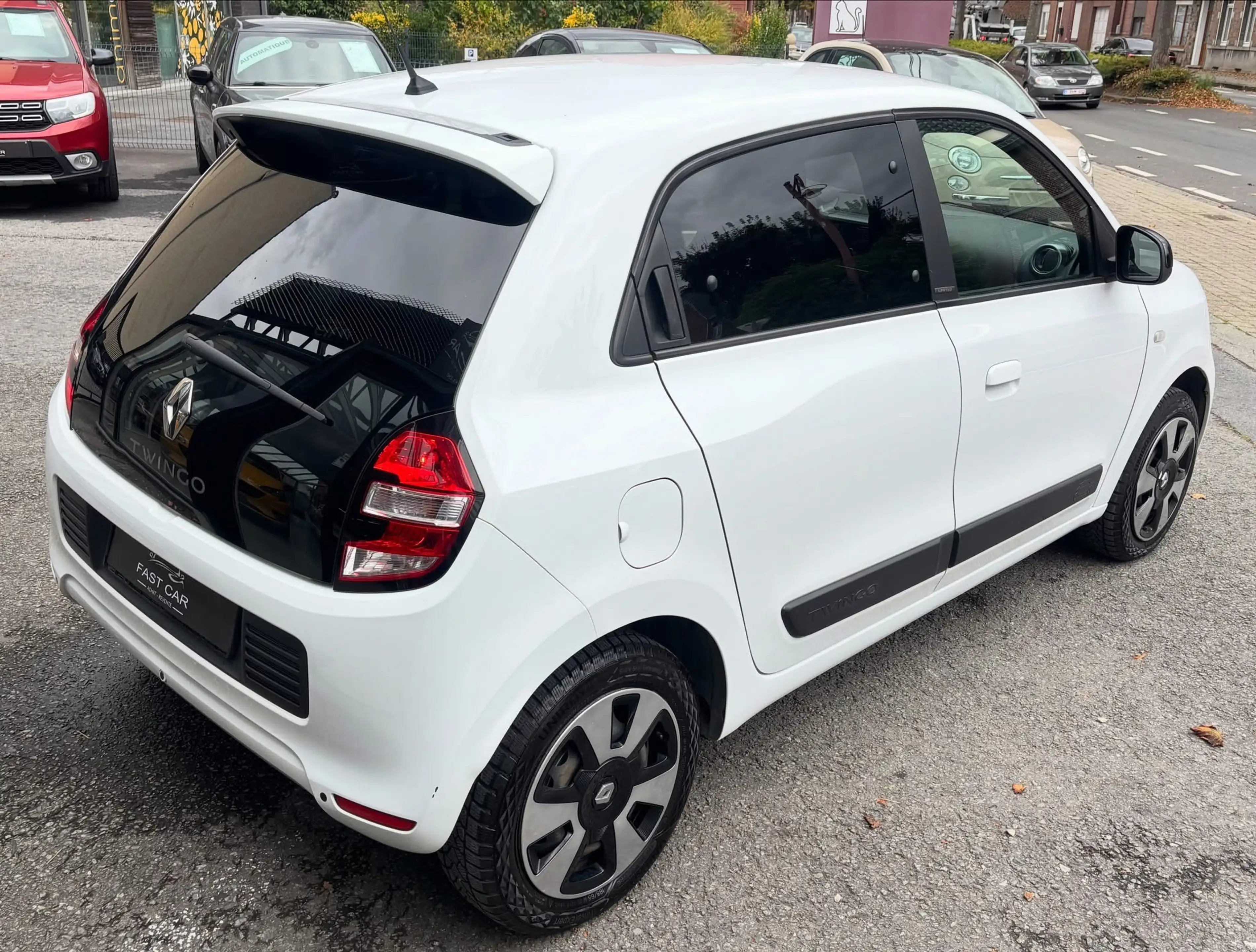 Renault Twingo Twingo 1.0i SCe Limited — photo 4