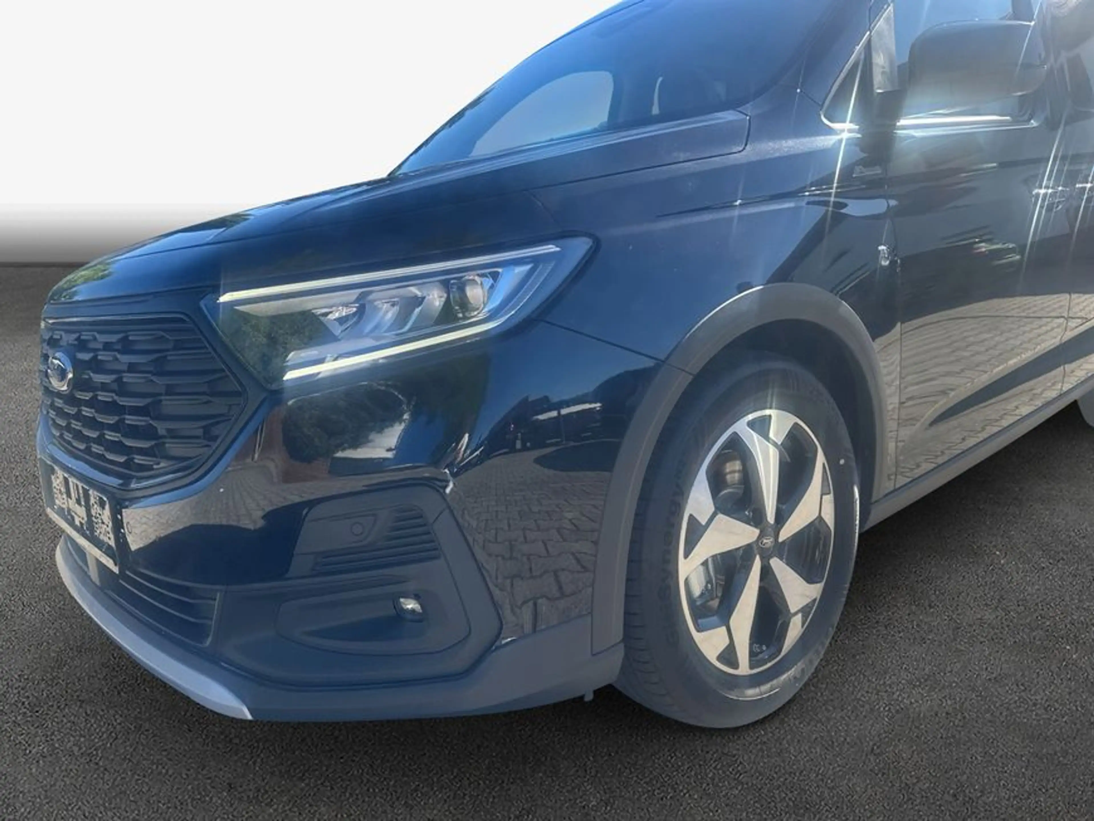 Ford Tourneo Connect 2.0 EcoBlue Allrad ACTIVE 90 kW, 5 — photo 6